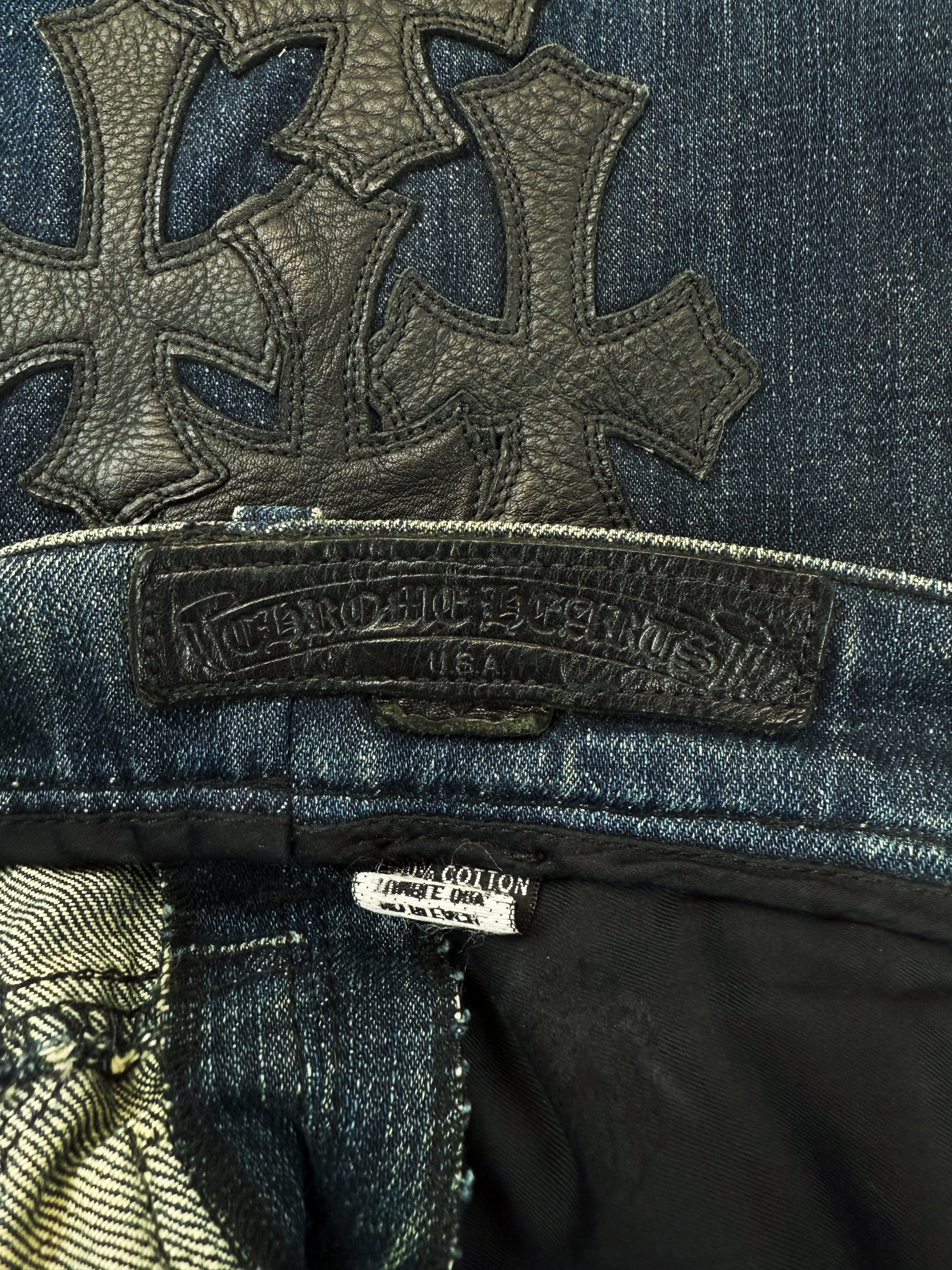 Chrome Hearts Flooded 50 Cross Patch Fleur Knee Blue Washed Denim Jeans