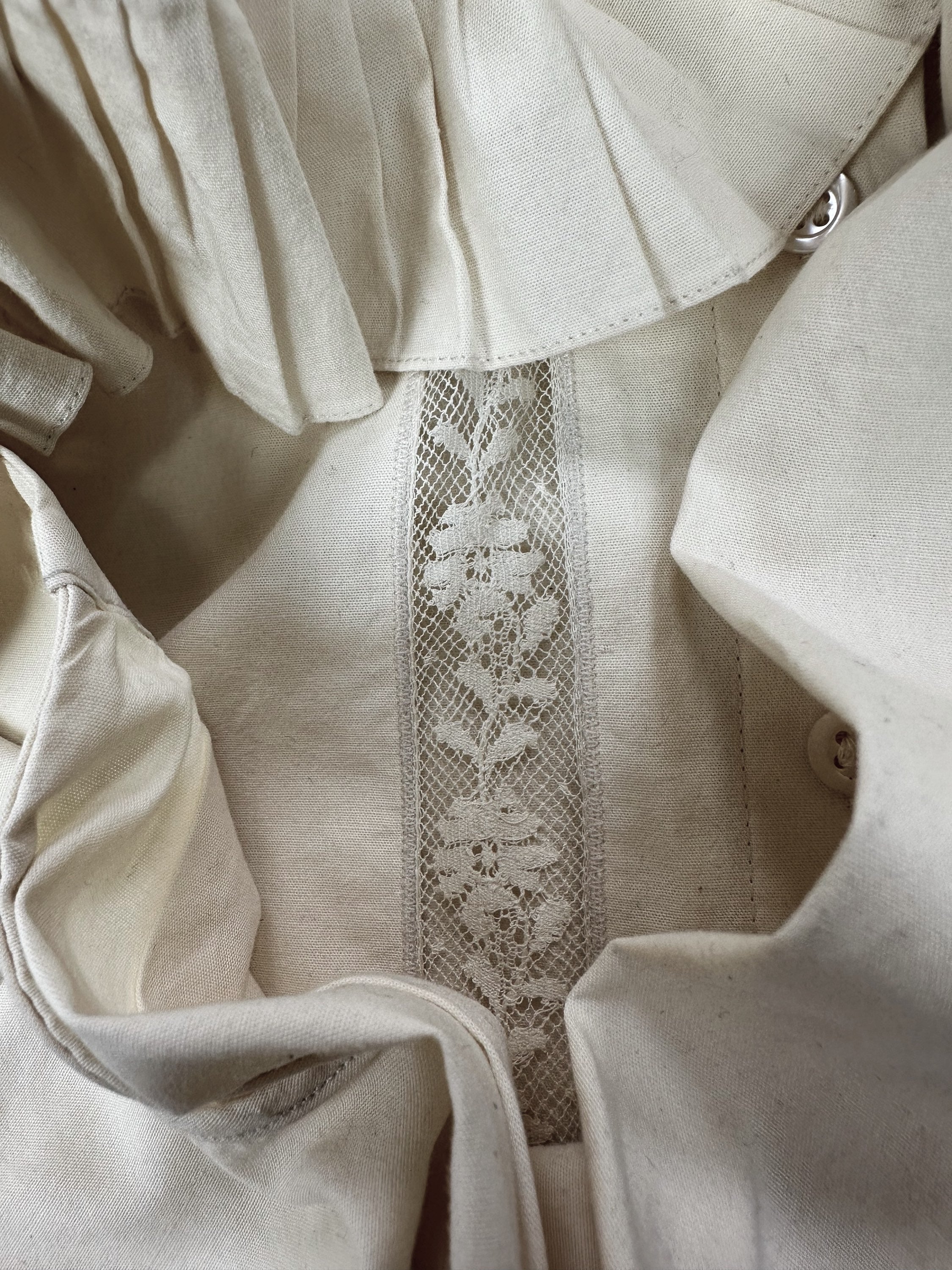 SS07 Alexander McQueen ‘Ruffle’ Flared Collar Crochet Long Sleeve