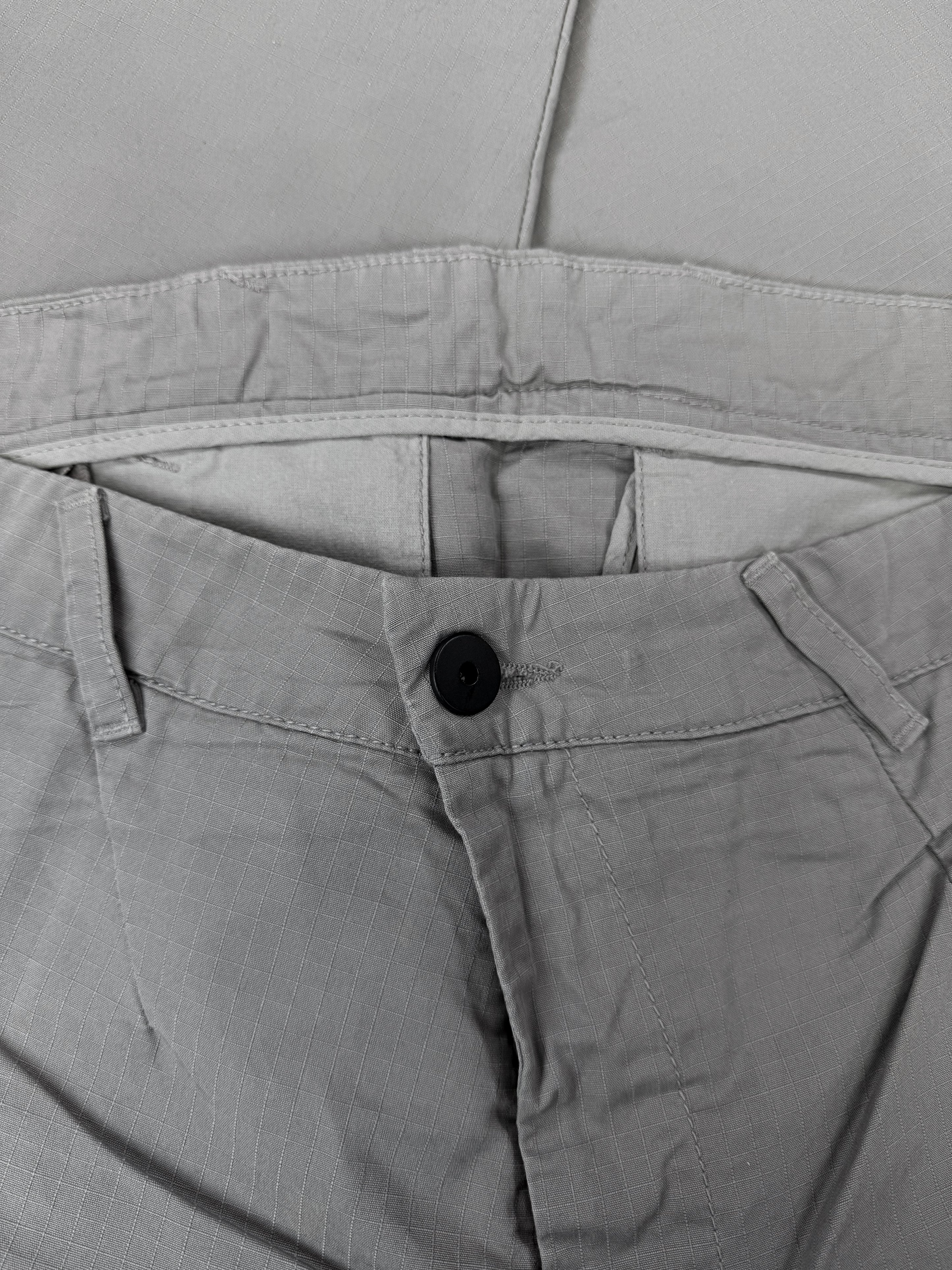 11 by Boris Bidjan Saberi Grey J Cut Grid Weave Pants