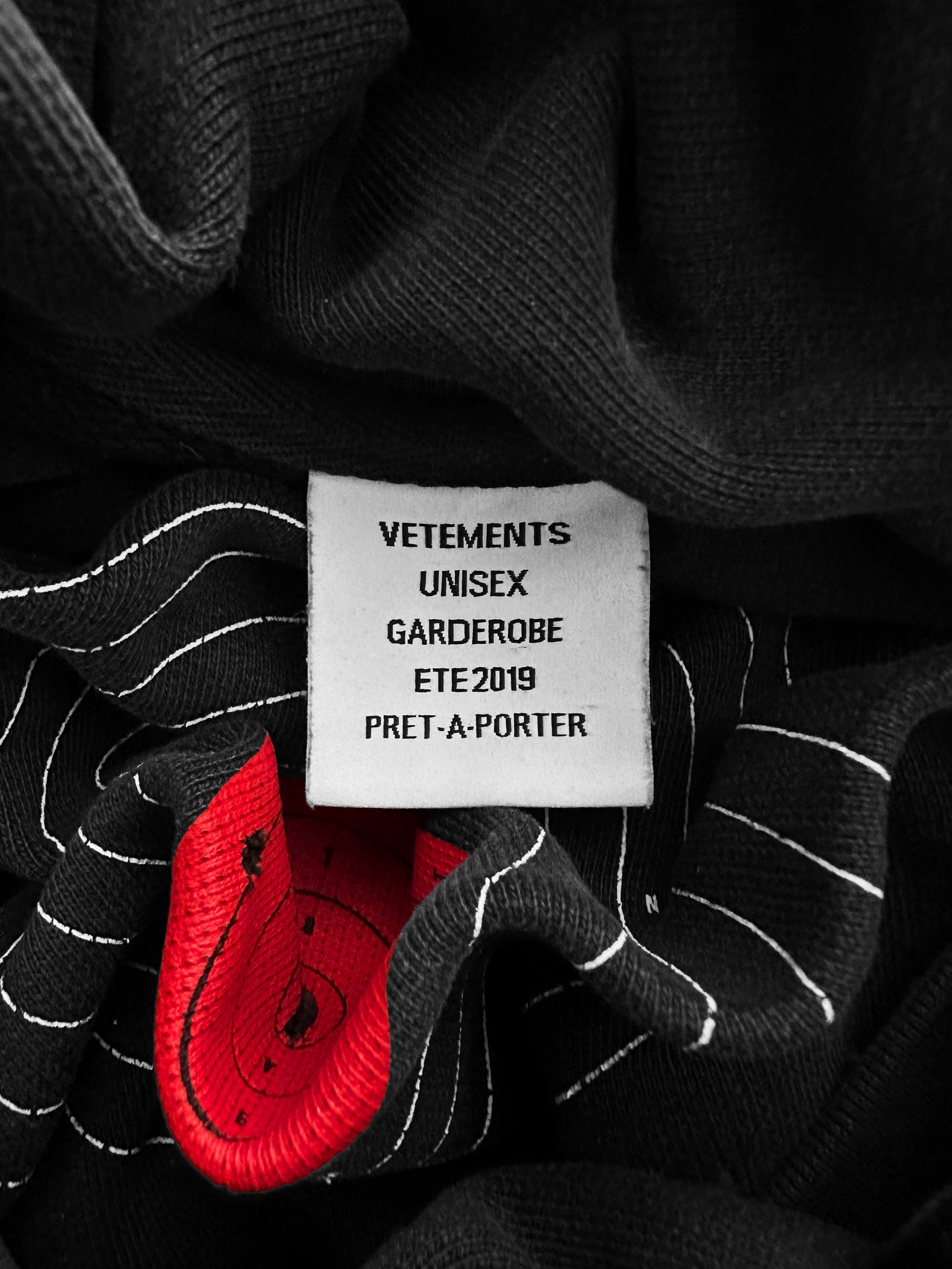 SS19 Vêtements ‘Target’ Gun Shot Black Oversized Hoodie