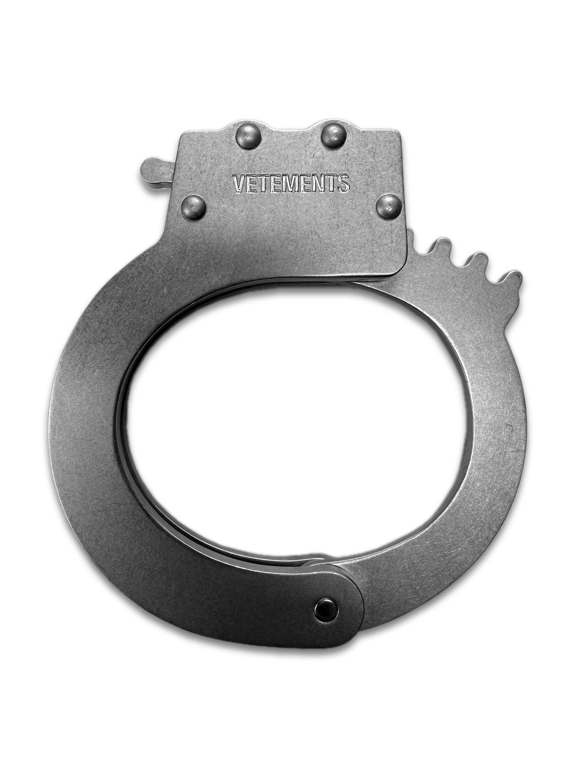AW20 Vêtements ‘Handcuff’ Brass Silver Polish Bracelet