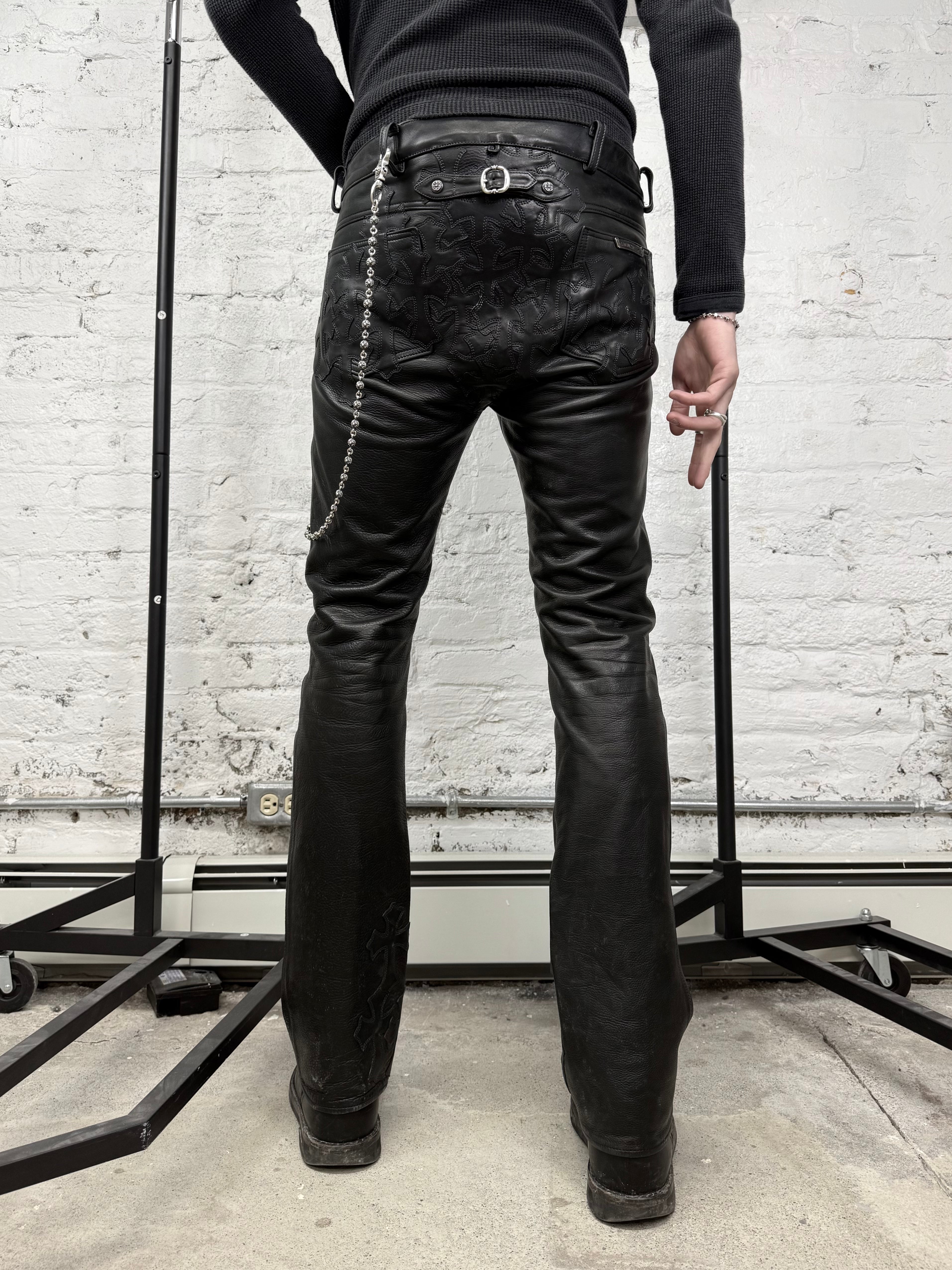 Chrome Hearts 30 Cross Patch Back Buckle Gunslinger Leather Fleur Knee Pants