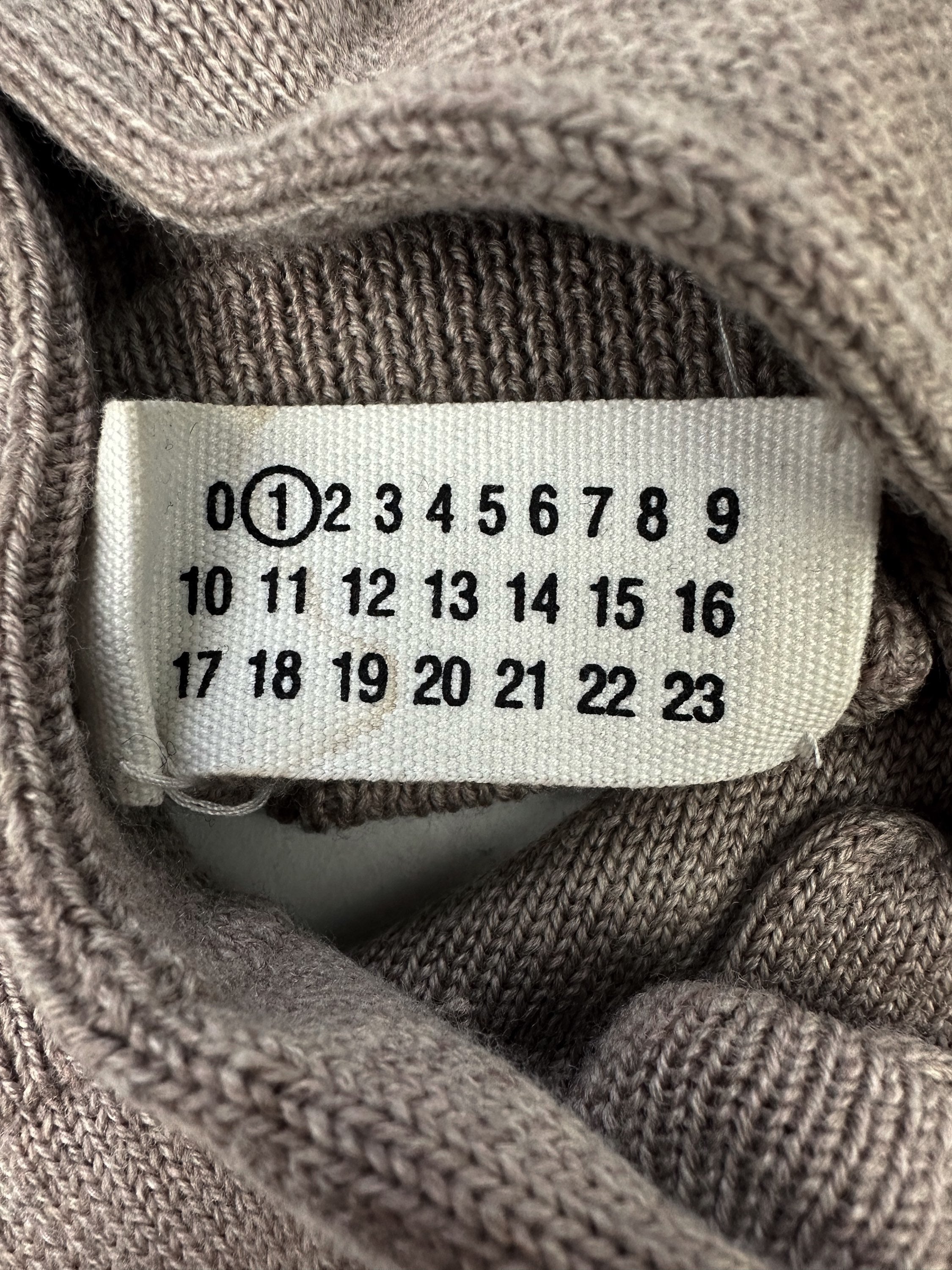Maison Margiela ‘Tabi’ Split Finger Gloves