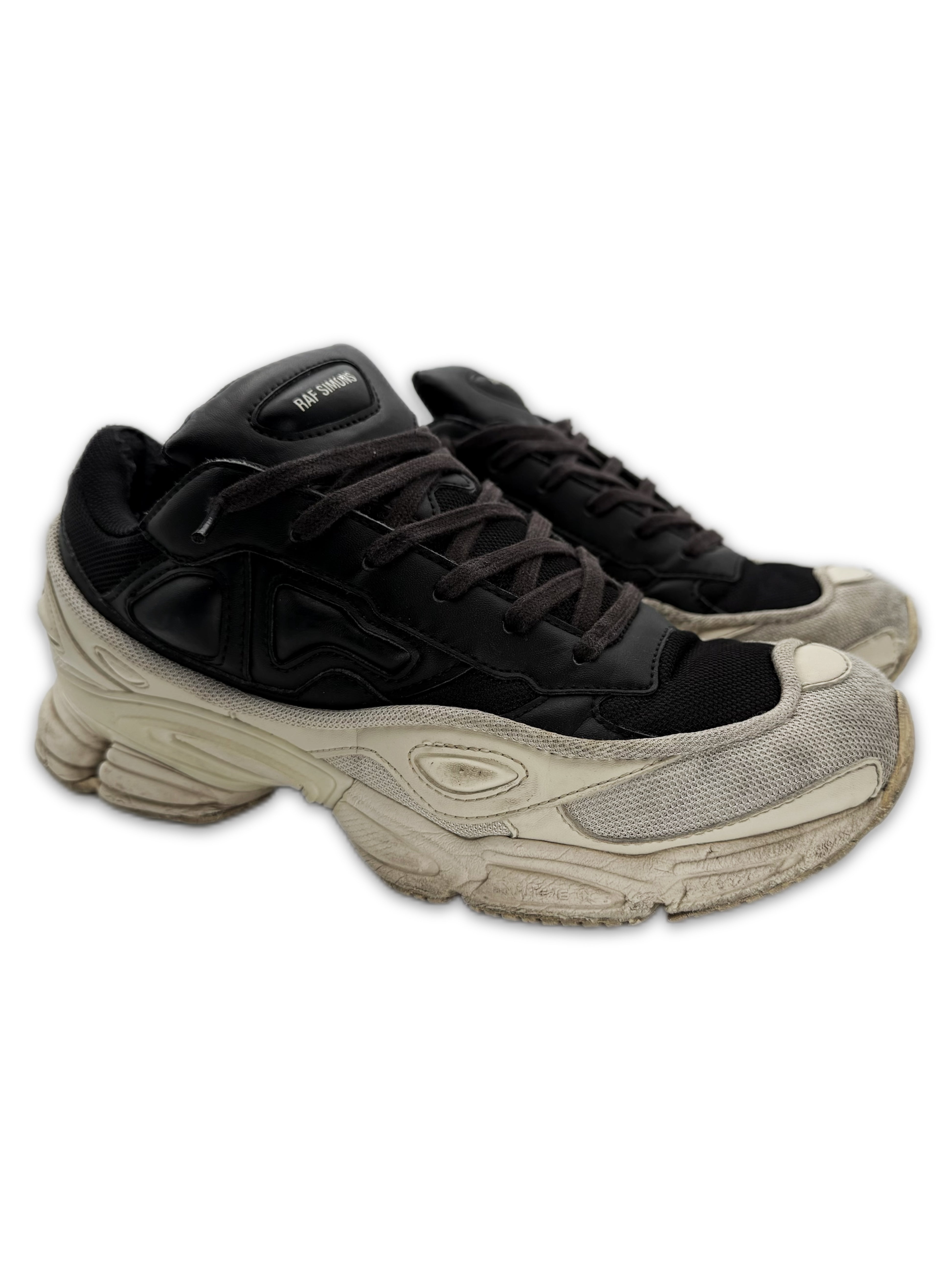 Raf Simons x Adidas ‘Ozweego’ Two Tone Low-top Sneakers