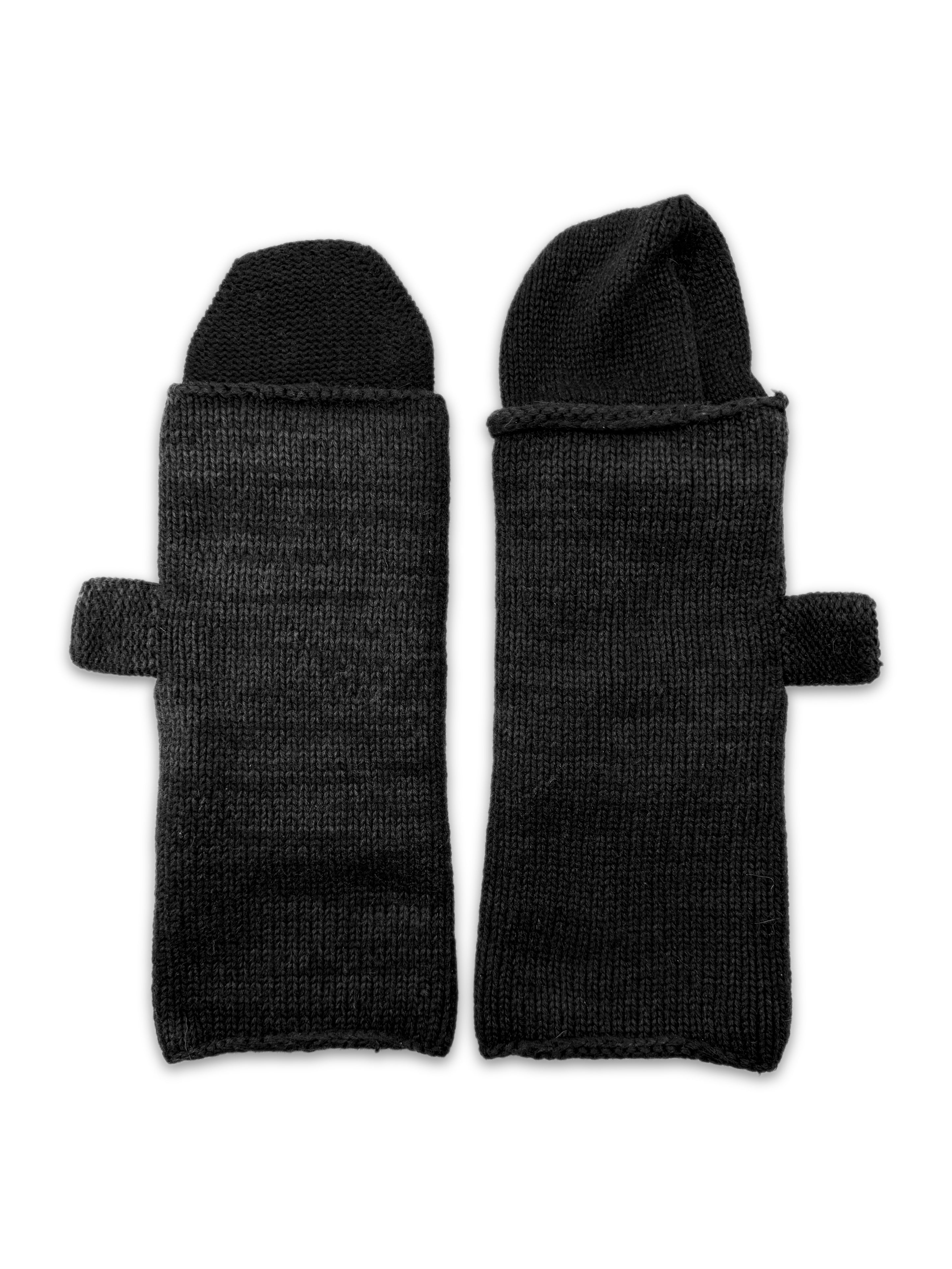 Carpe Diem Two Piece Knitted Cut Out Gloves