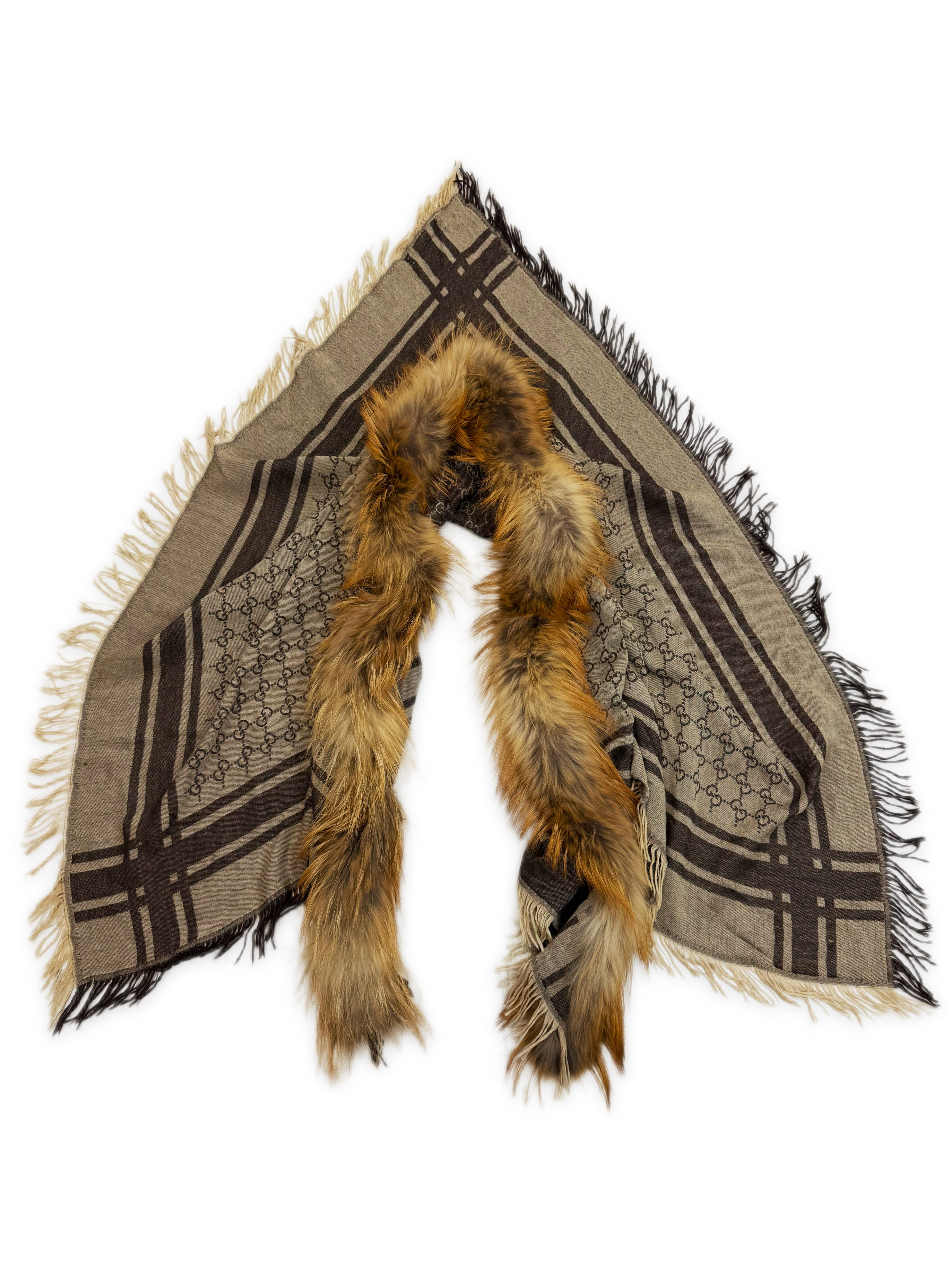 GUCCI GG MONOGRAM FOX FUR SILK / WOOL FRINGE SHALL SCARF