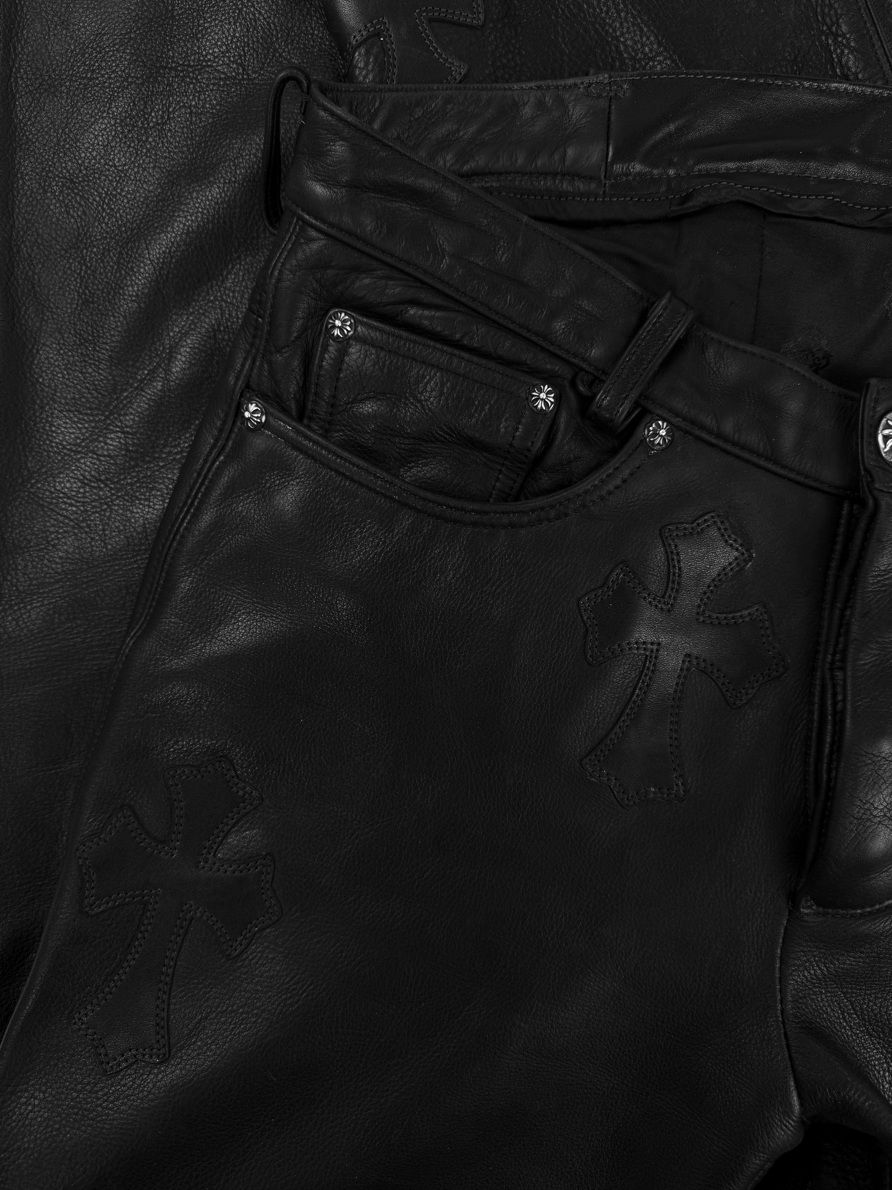 Chrome Hearts 30 Cross Patch Back Buckle Gunslinger Leather Fleur Knee Pants