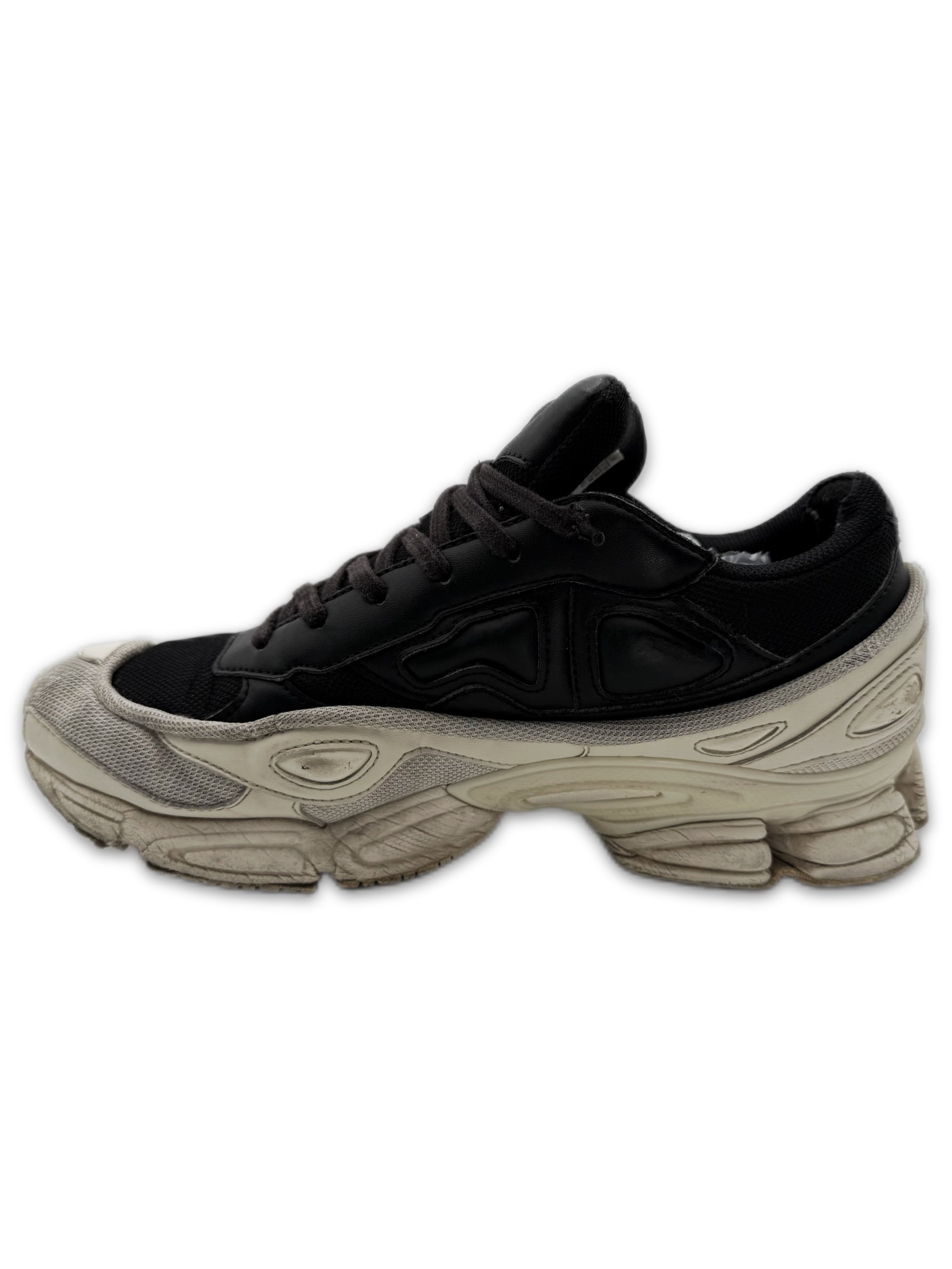 Raf Simons x Adidas ‘Ozweego’ Two Tone Low-top Sneakers