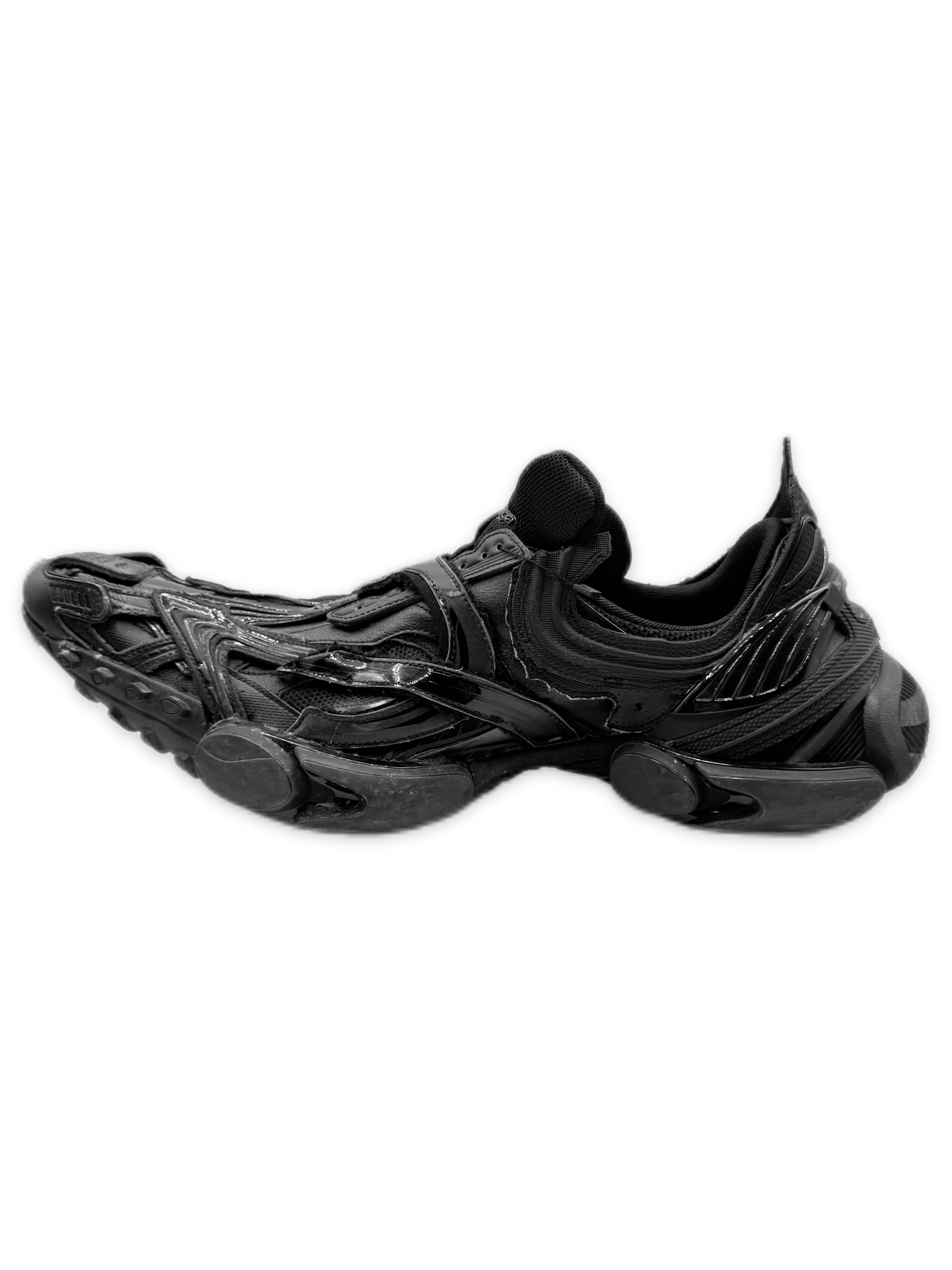 AW24 Balenciaga ‘Reptile’ Black Pointed Low-top Sneakers