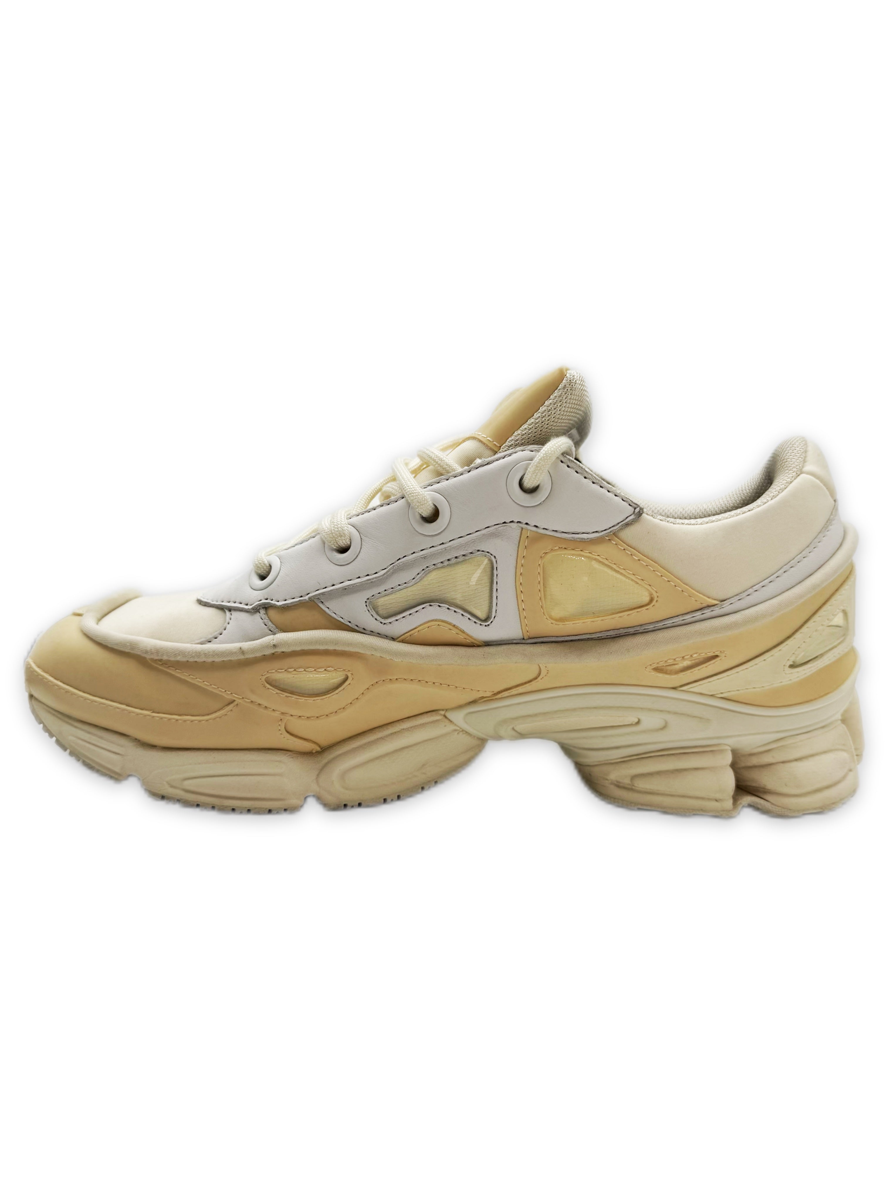 Raf Simons Bunny Cream Ozweego Low-top Sneakers