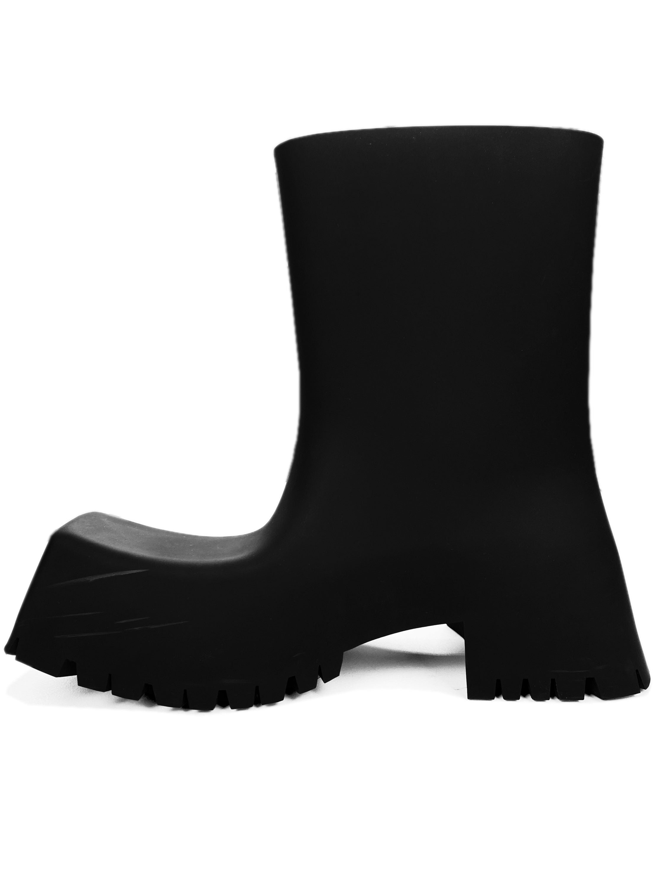 SS22 Balenciaga ‘Trooper’ Black Rubber Oversized Boots