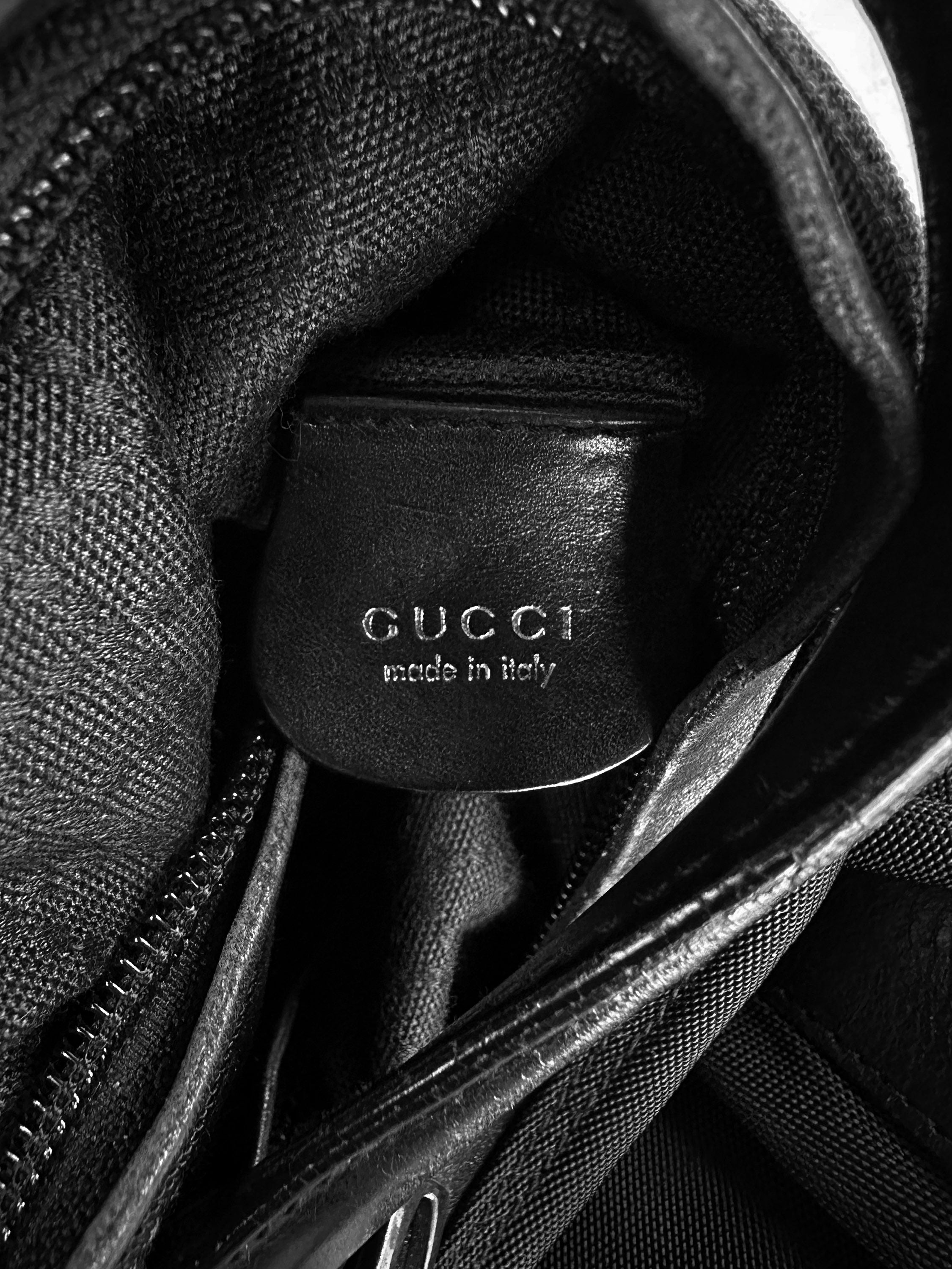 00s Gucci Black Leather Nylon Handbag