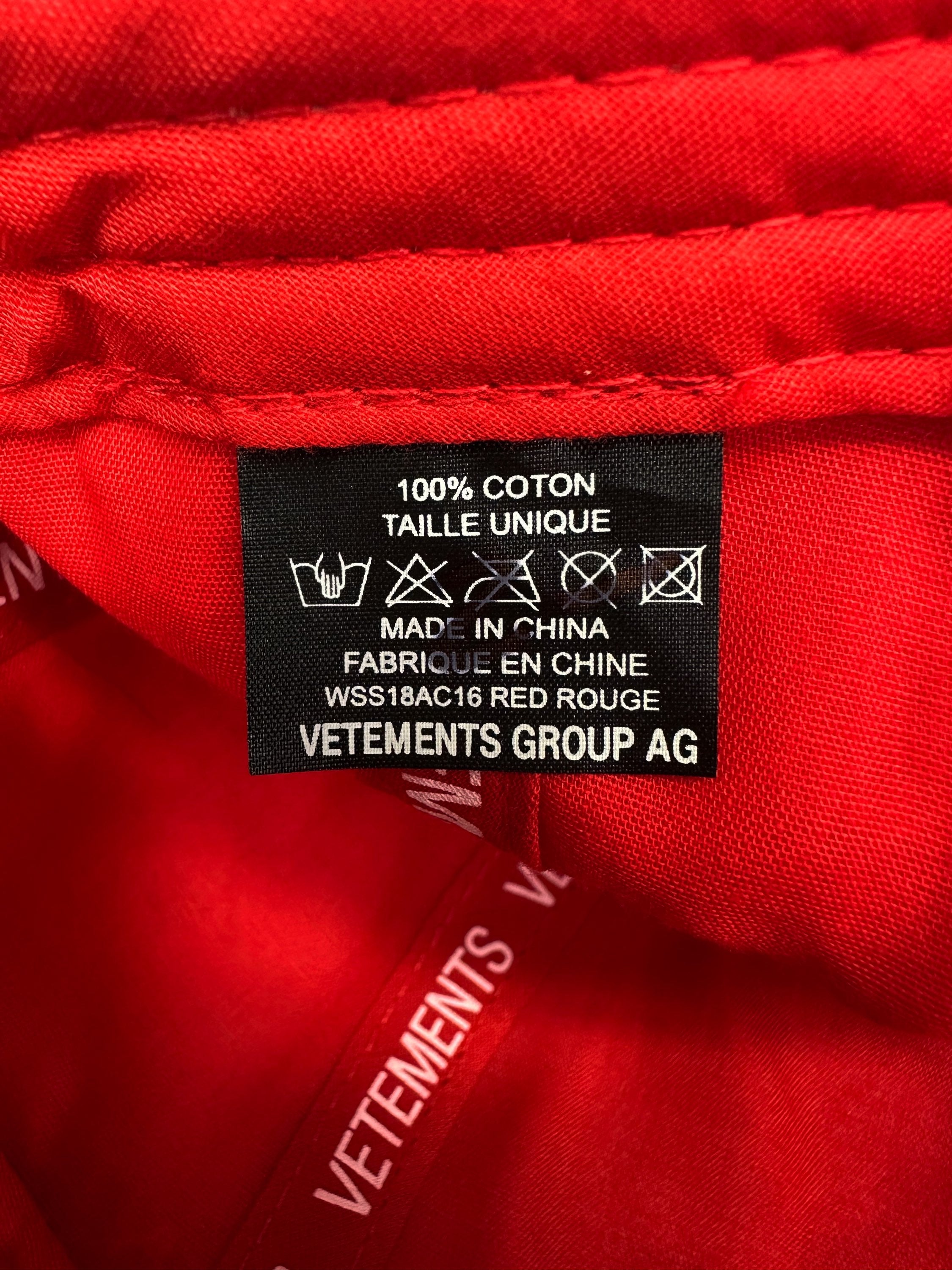 Vêtements Haute Couture ‘France’ Flag Motif Red Strap Back Hat