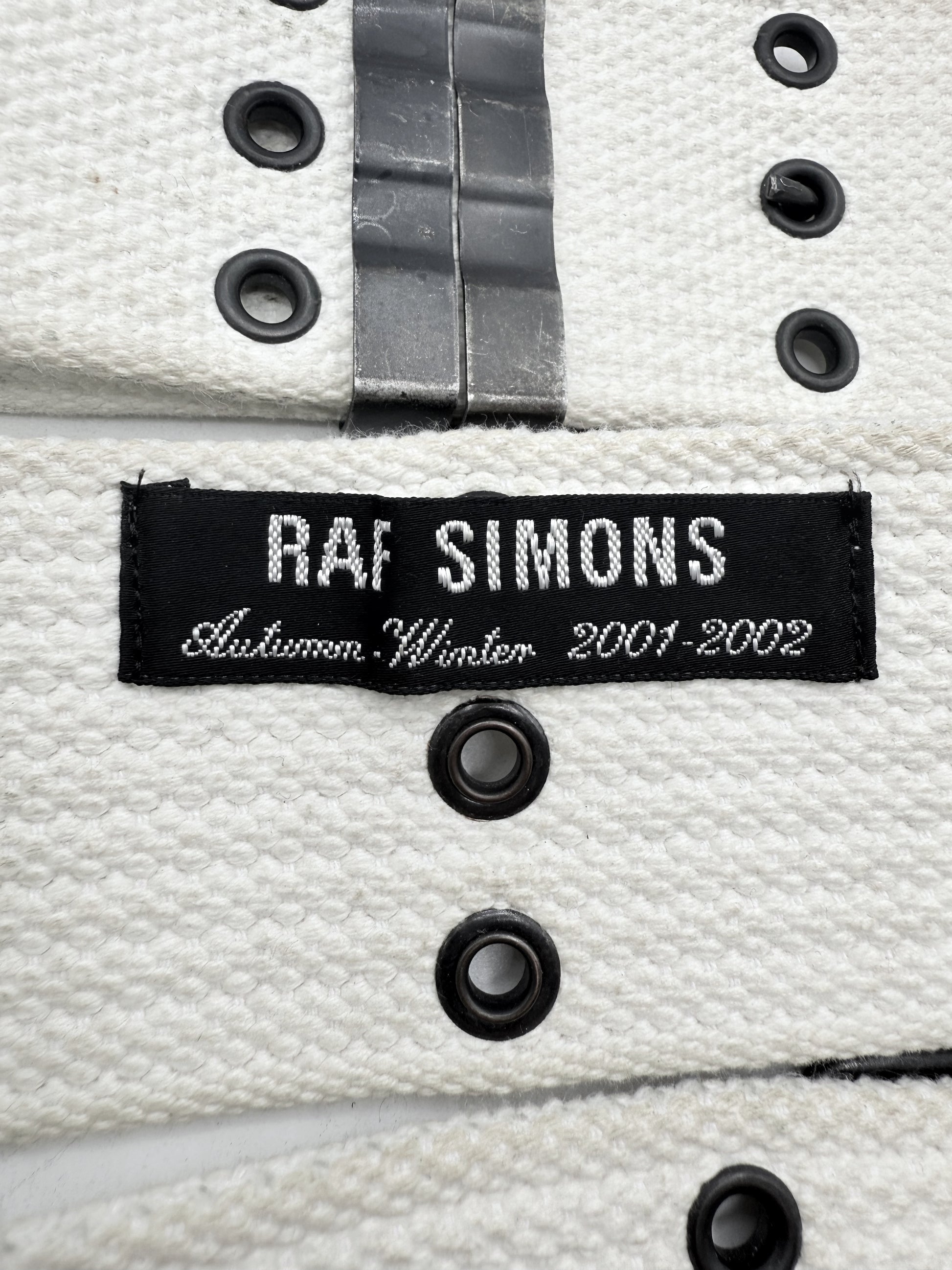 AW01 Raf Simons ‘Riot Riot Riot’ White Eyelet Combat Belt