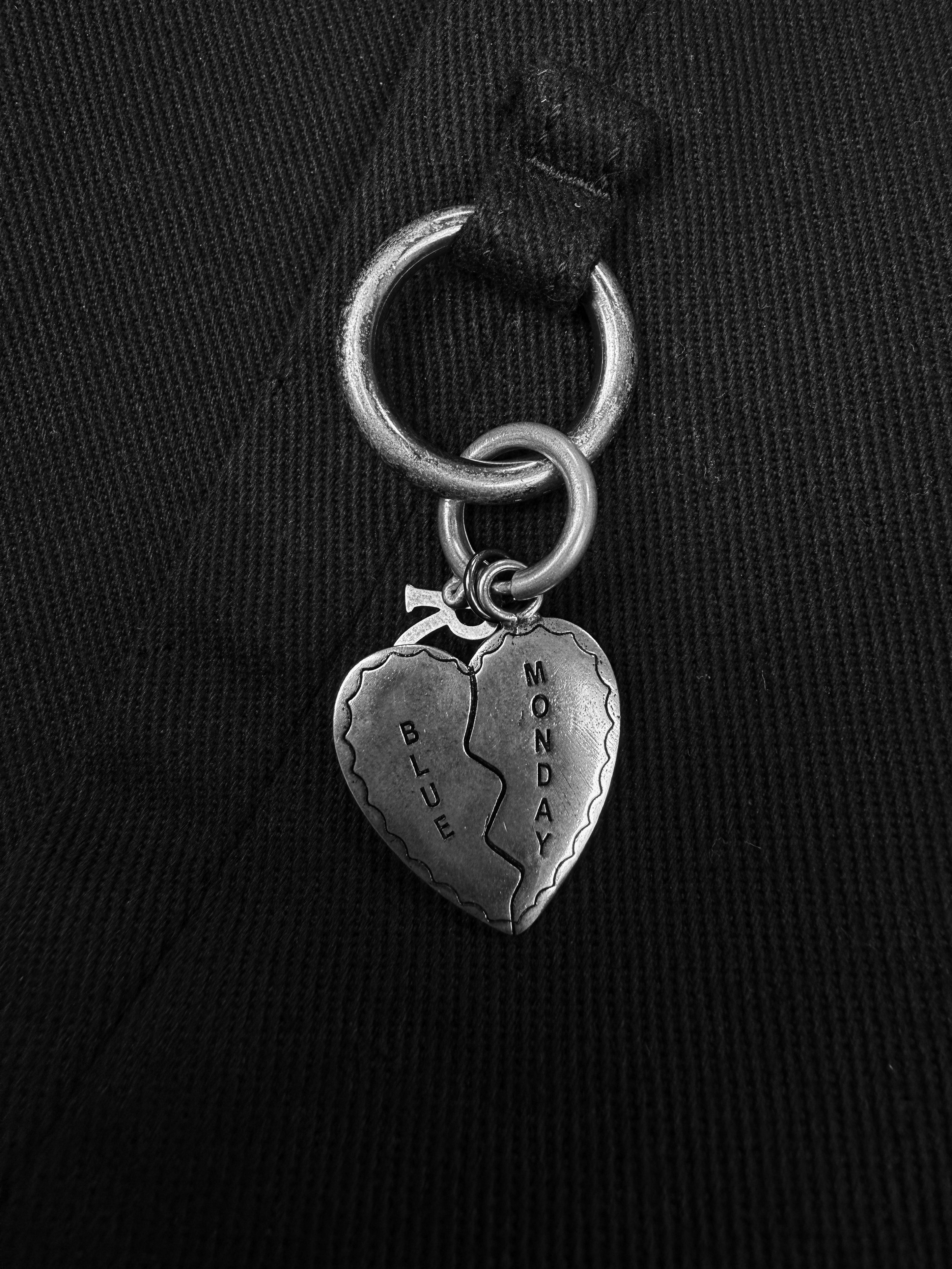 AW17 Raf Simons ‘Broken Heart’ Charm Black Ring Denim