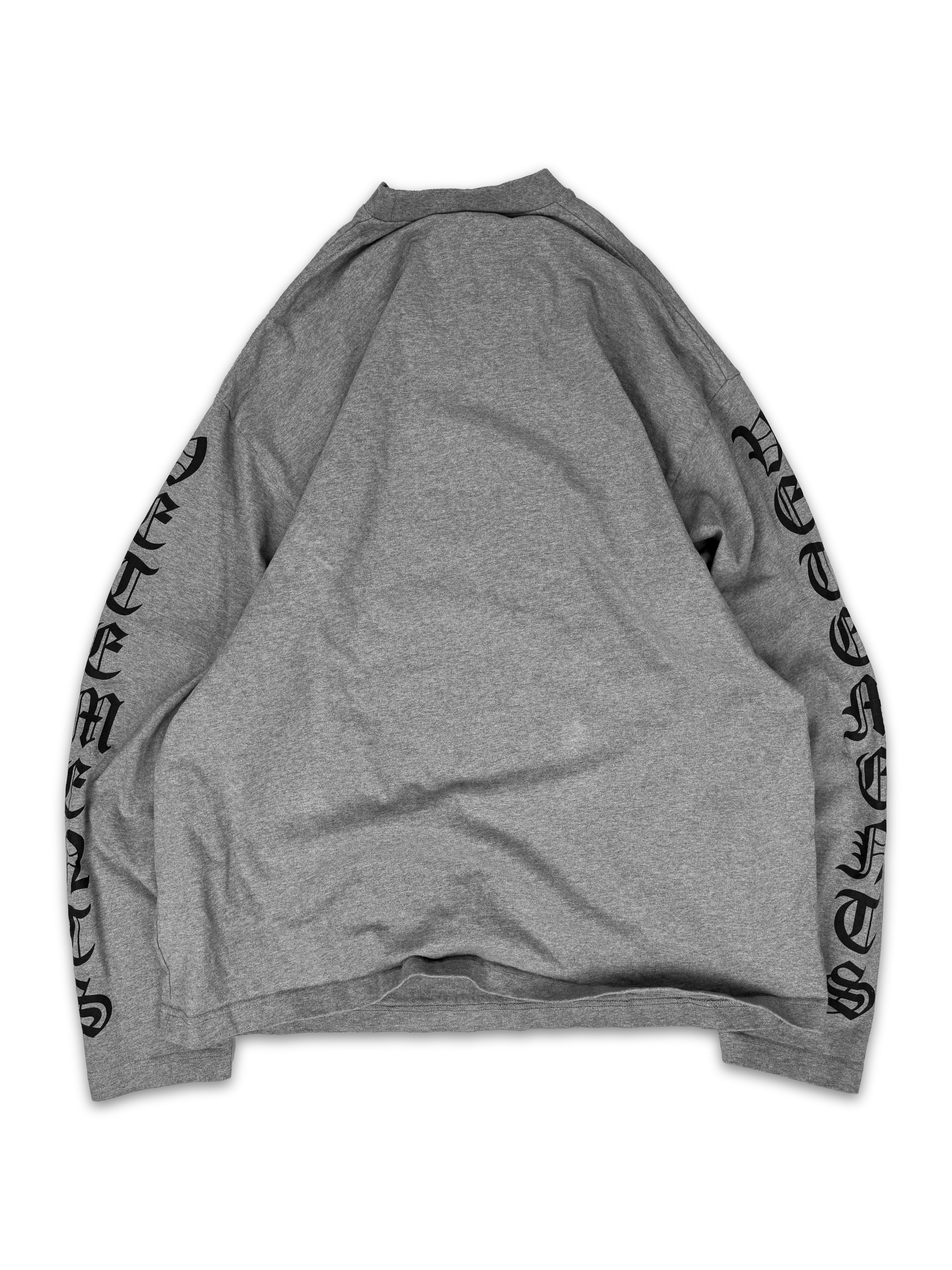 AW21 Vetements Gothic Old English Logo Long Sleeve Shirt