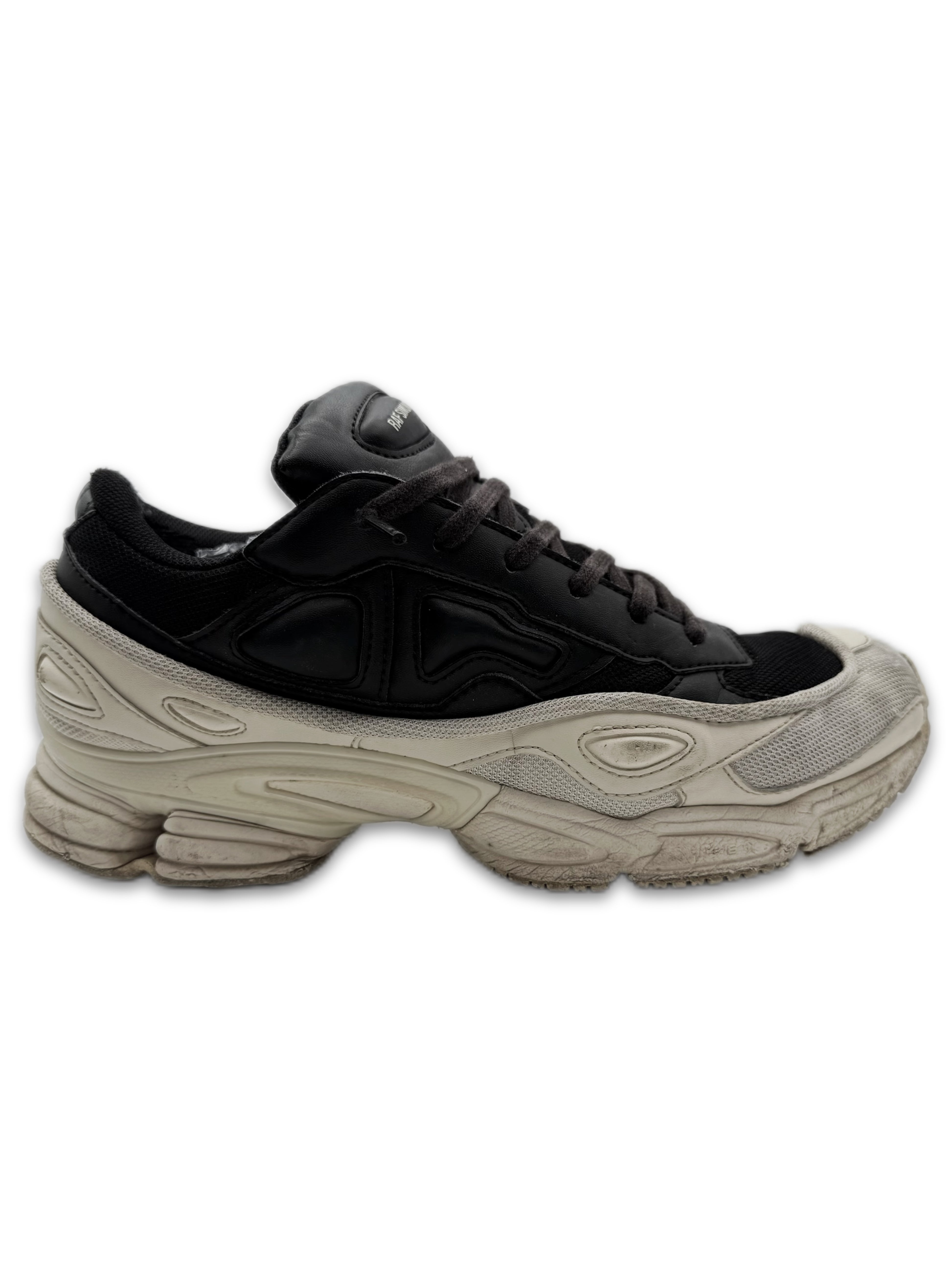 Raf Simons x Adidas ‘Ozweego’ Two Tone Low-top Sneakers