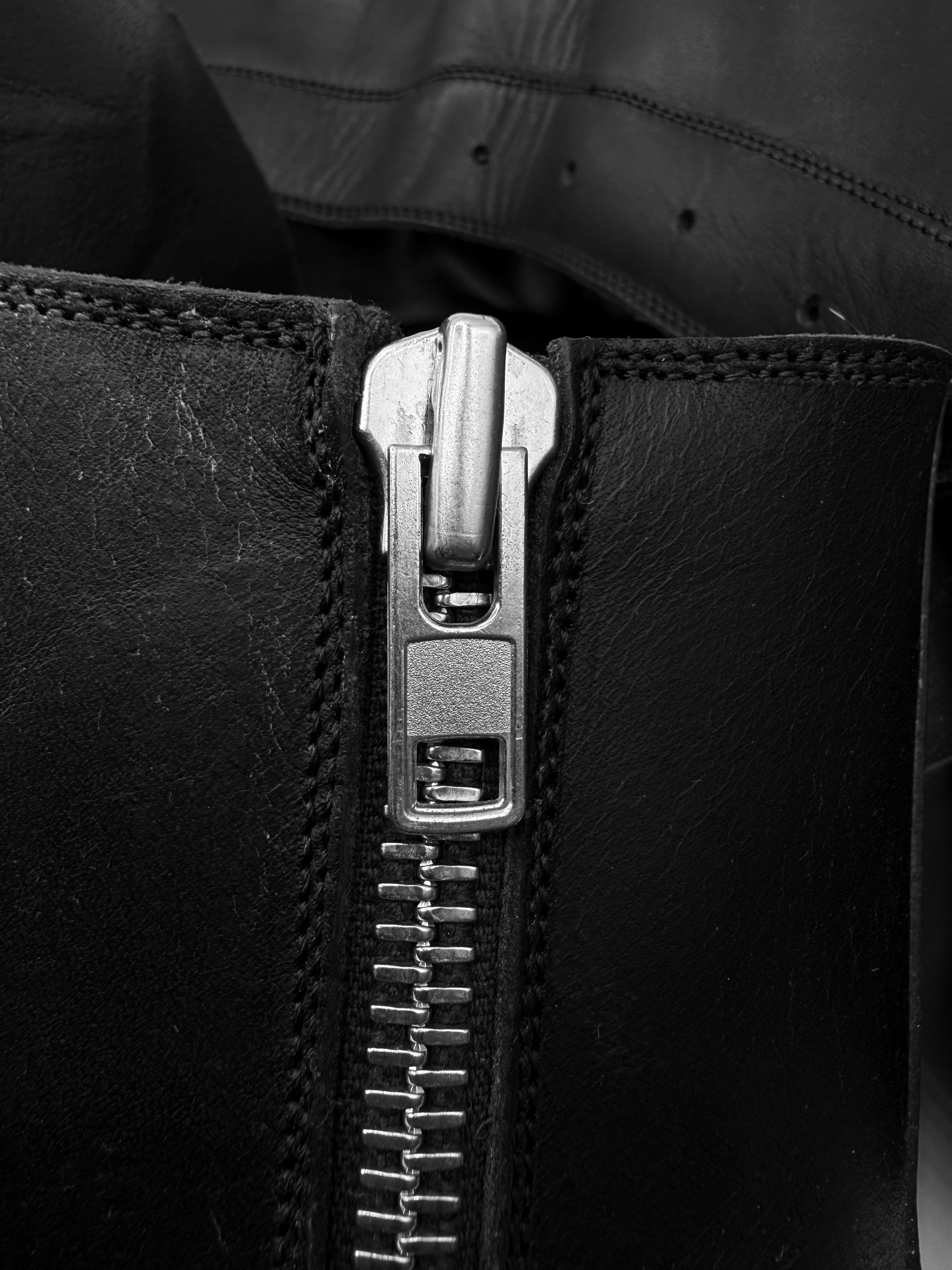 Rick Owens Laceless Black Leather Hi-top Ramone Sneakers