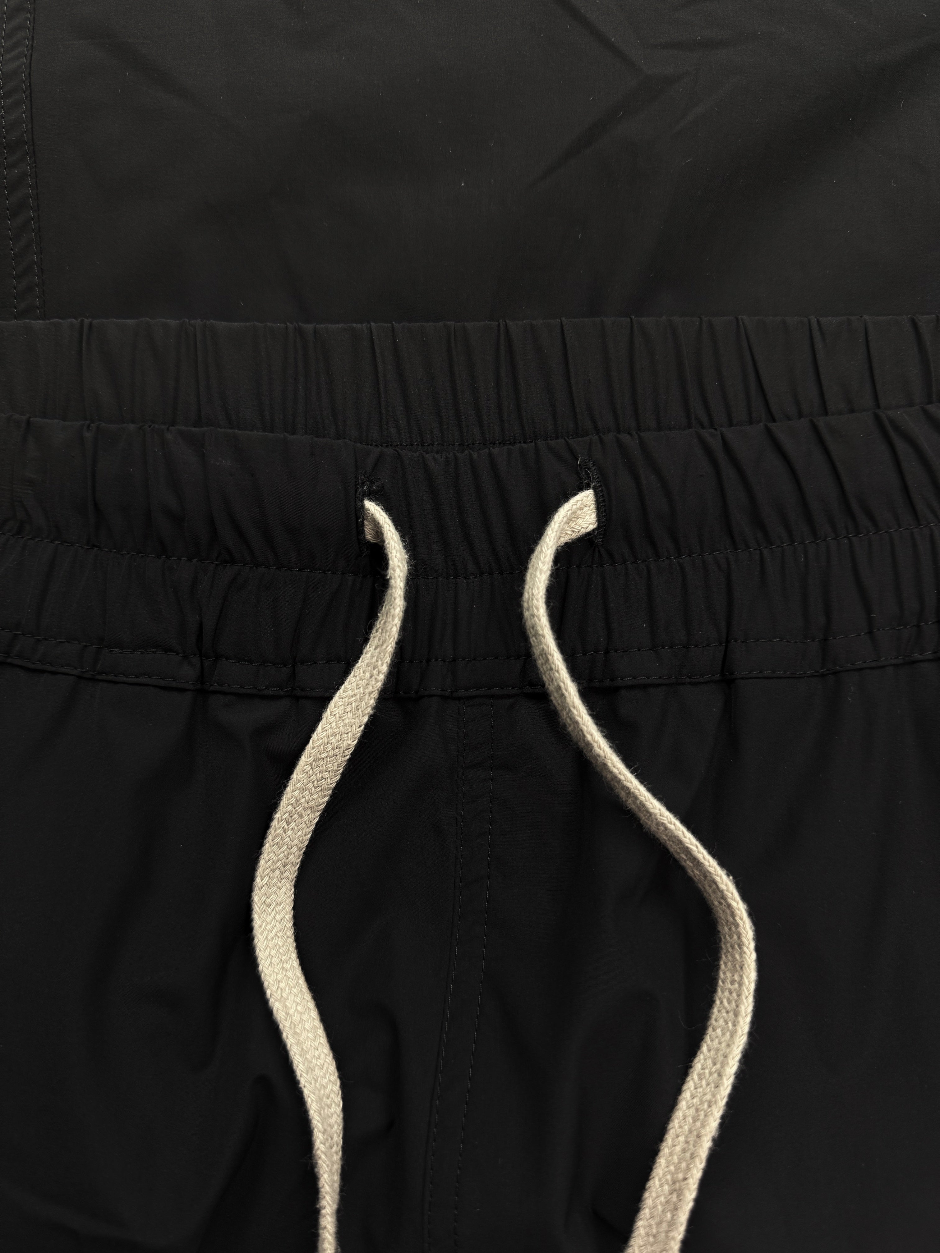 SS18 Rick Owens ‘Dirt’ Drop Crotch Elasticated Black Shorts