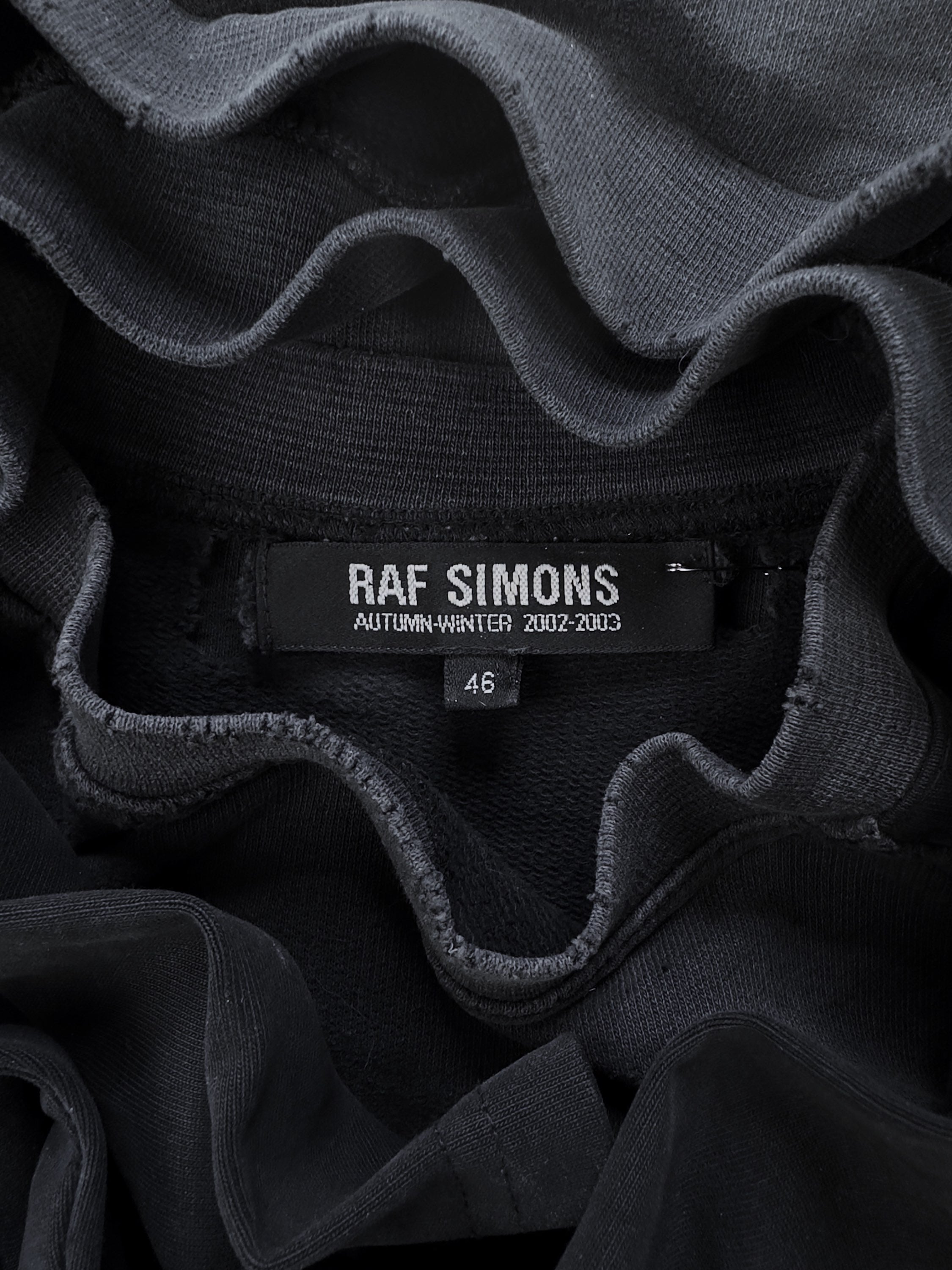 AW02 Raf Simons ‘Virginia Creeper’ Collegiate Two Tone Raglan T-Shirt