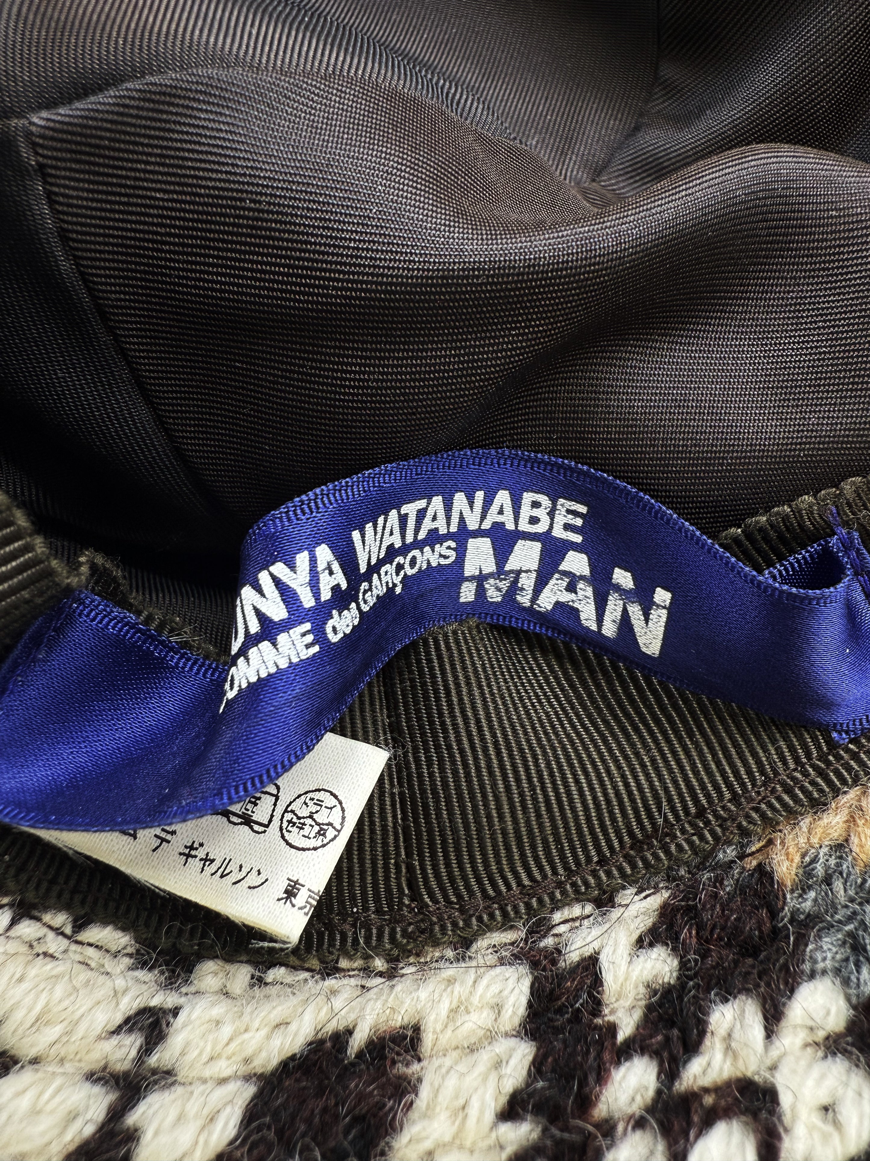 AW03 Junya Watanabe Knitted Abstract Bucket Hat