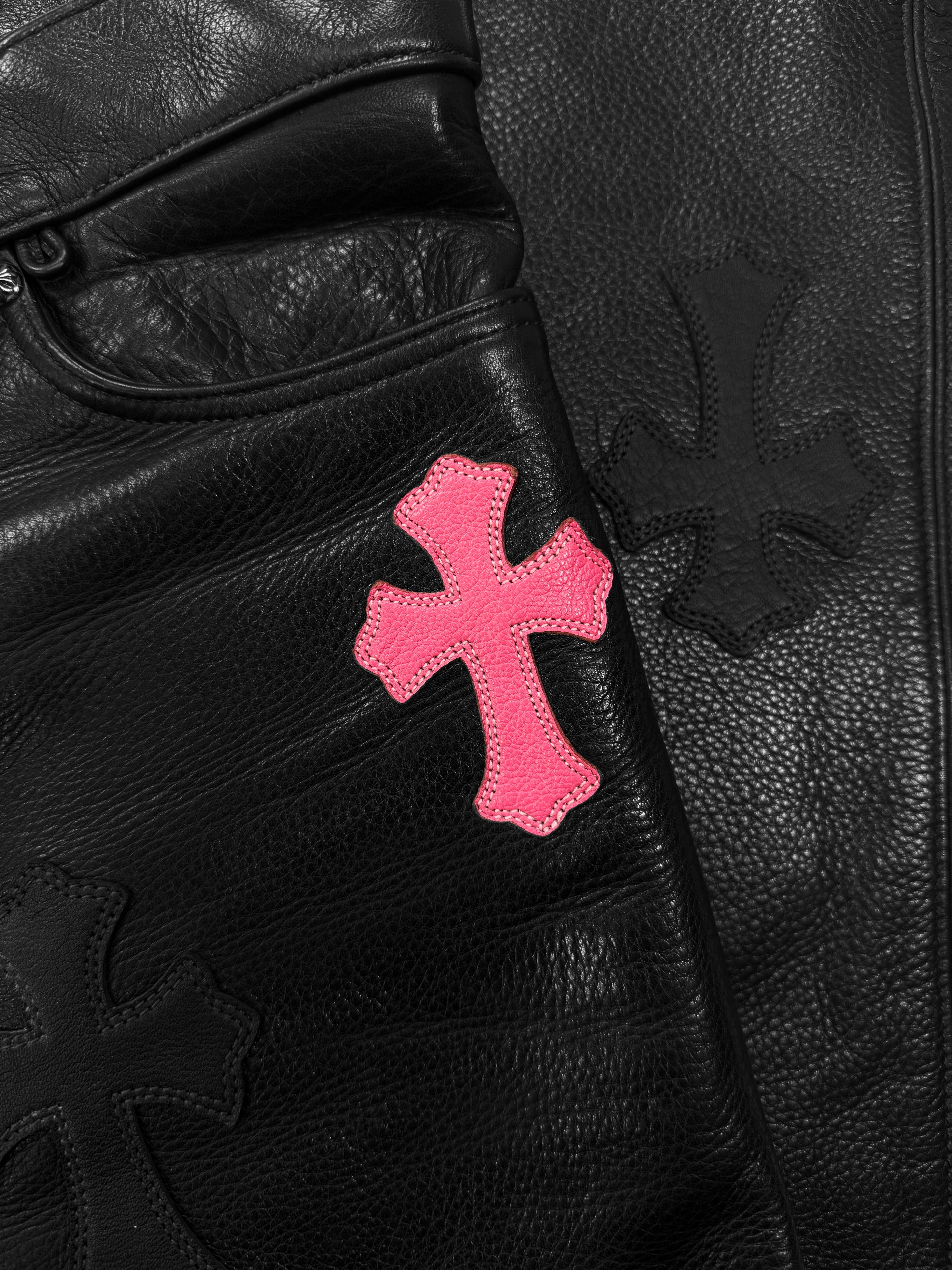 Chrome Hearts Pink 19 Cross Patch Black Leather Fleur Knee Pants