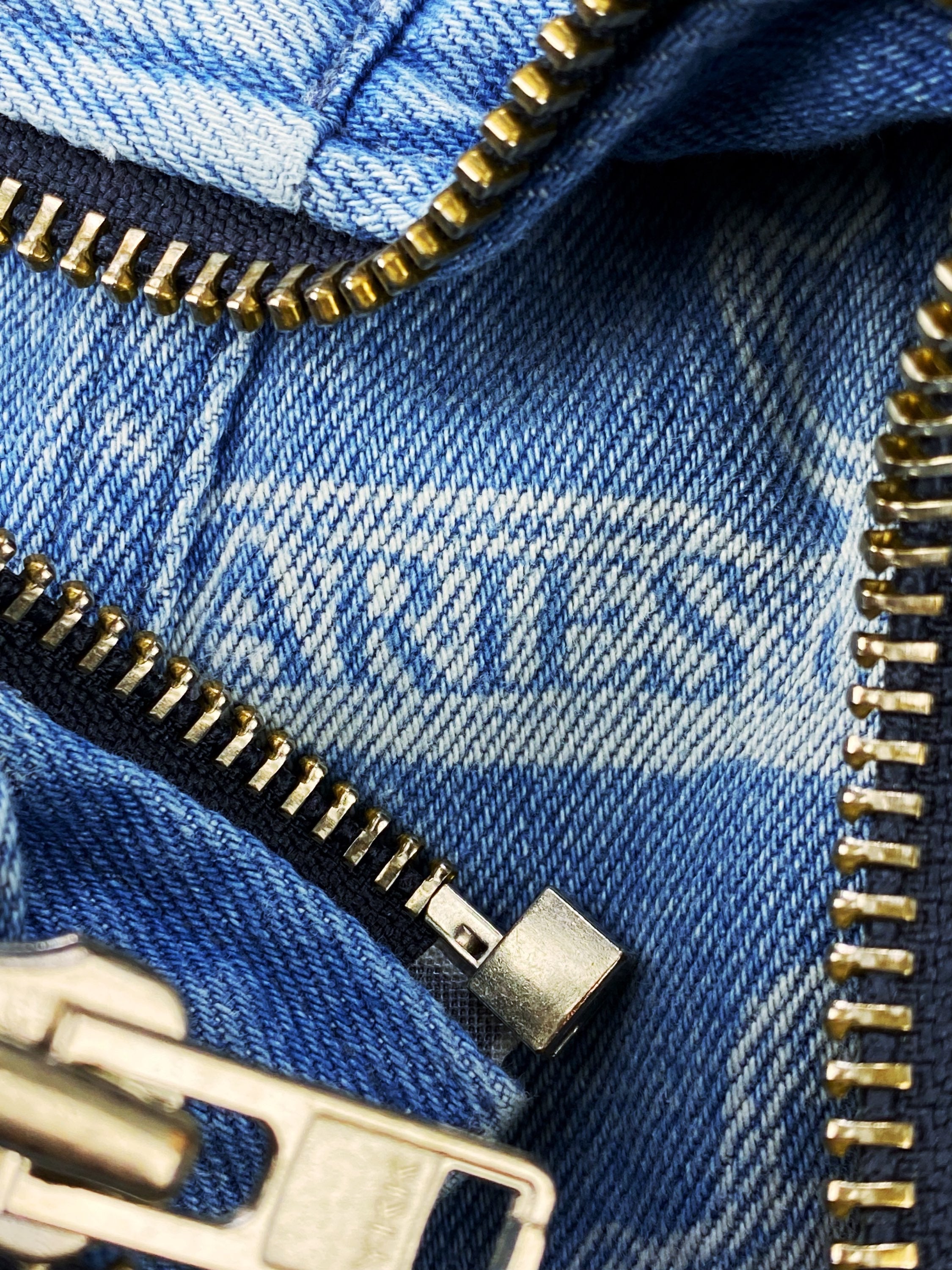 AW19 Aries ‘Chainlink’ Light Wash Denim Trucker Jacket