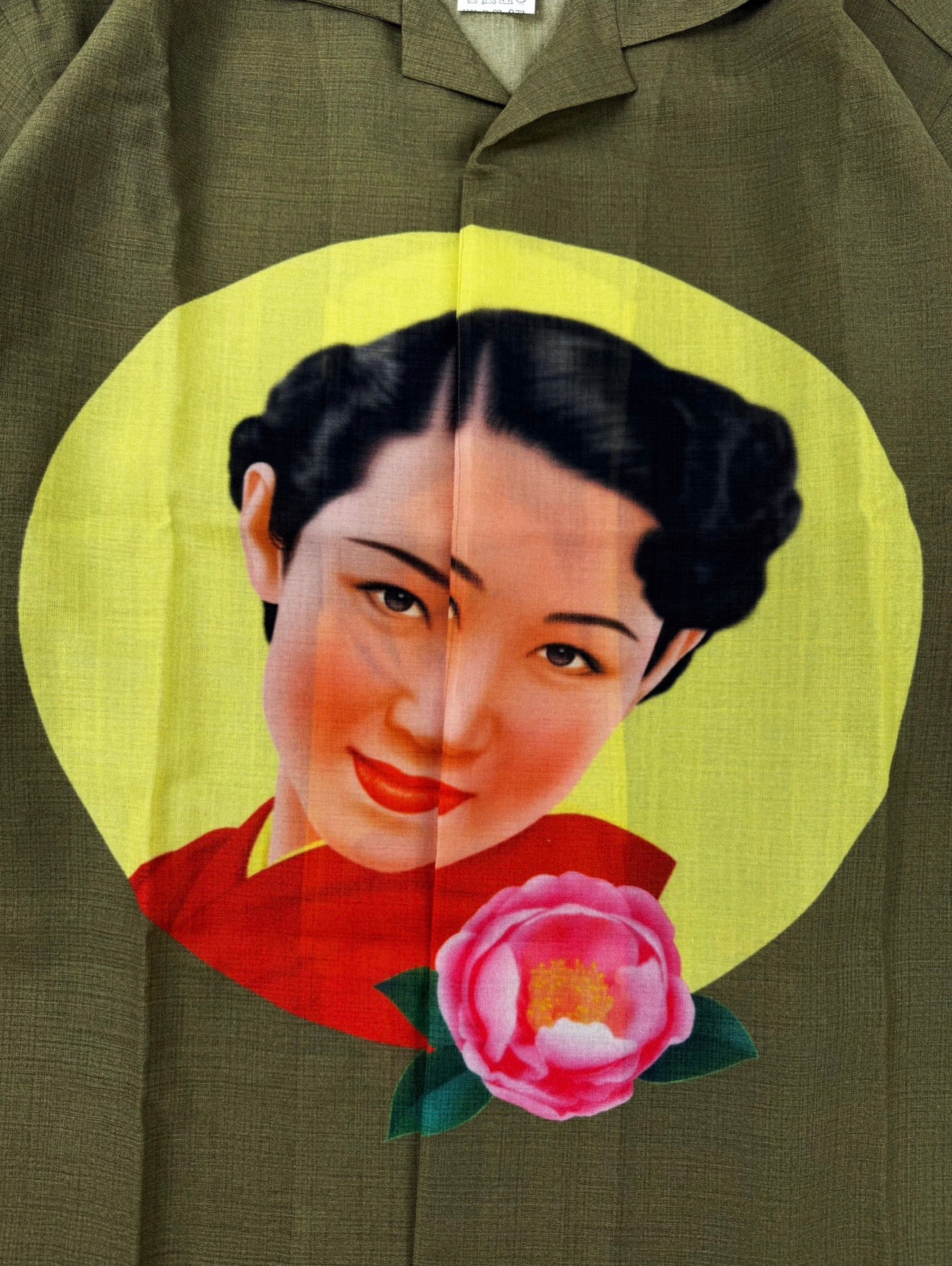 SS02 Yohji Yamamoto Saeko Tsuemura Pin Up Olive Green Portrait Button Up Shirt