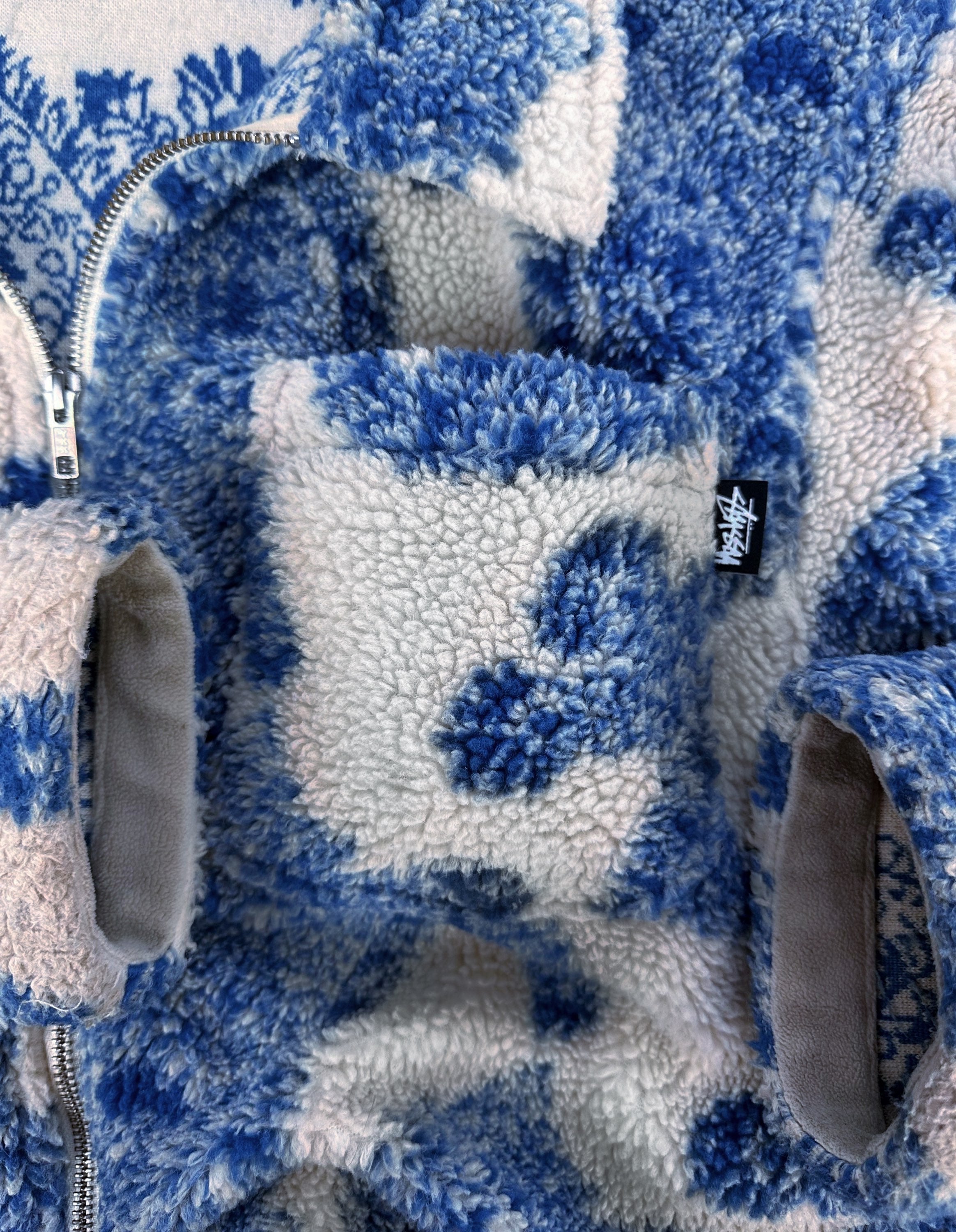 AW21 Stüssy ‘Paisley’ Deep Pile Fleece Zip-up Collared Jacket