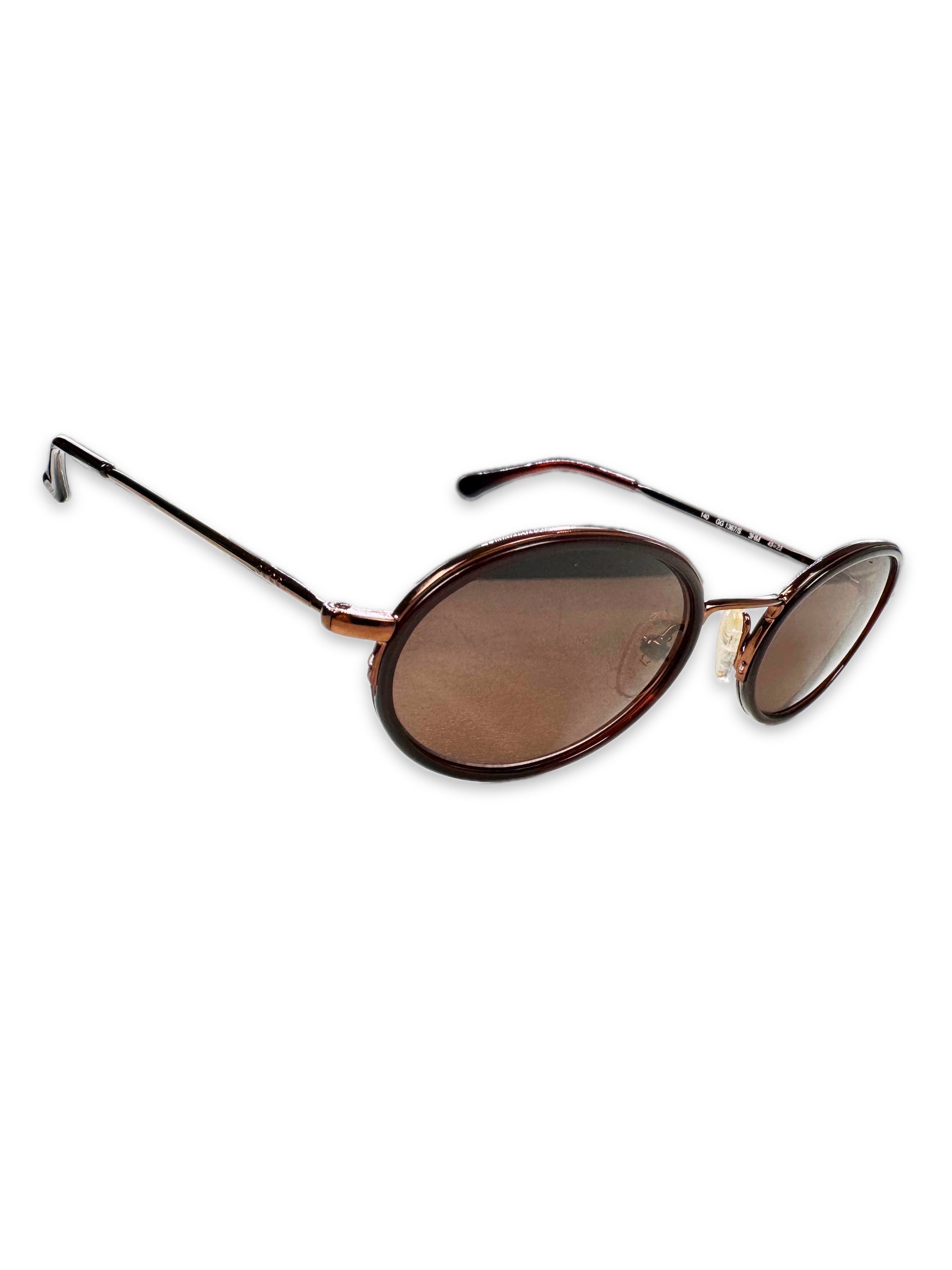 00s Gucci Oval Frane Warm Tint Etched Logo Sunglasses