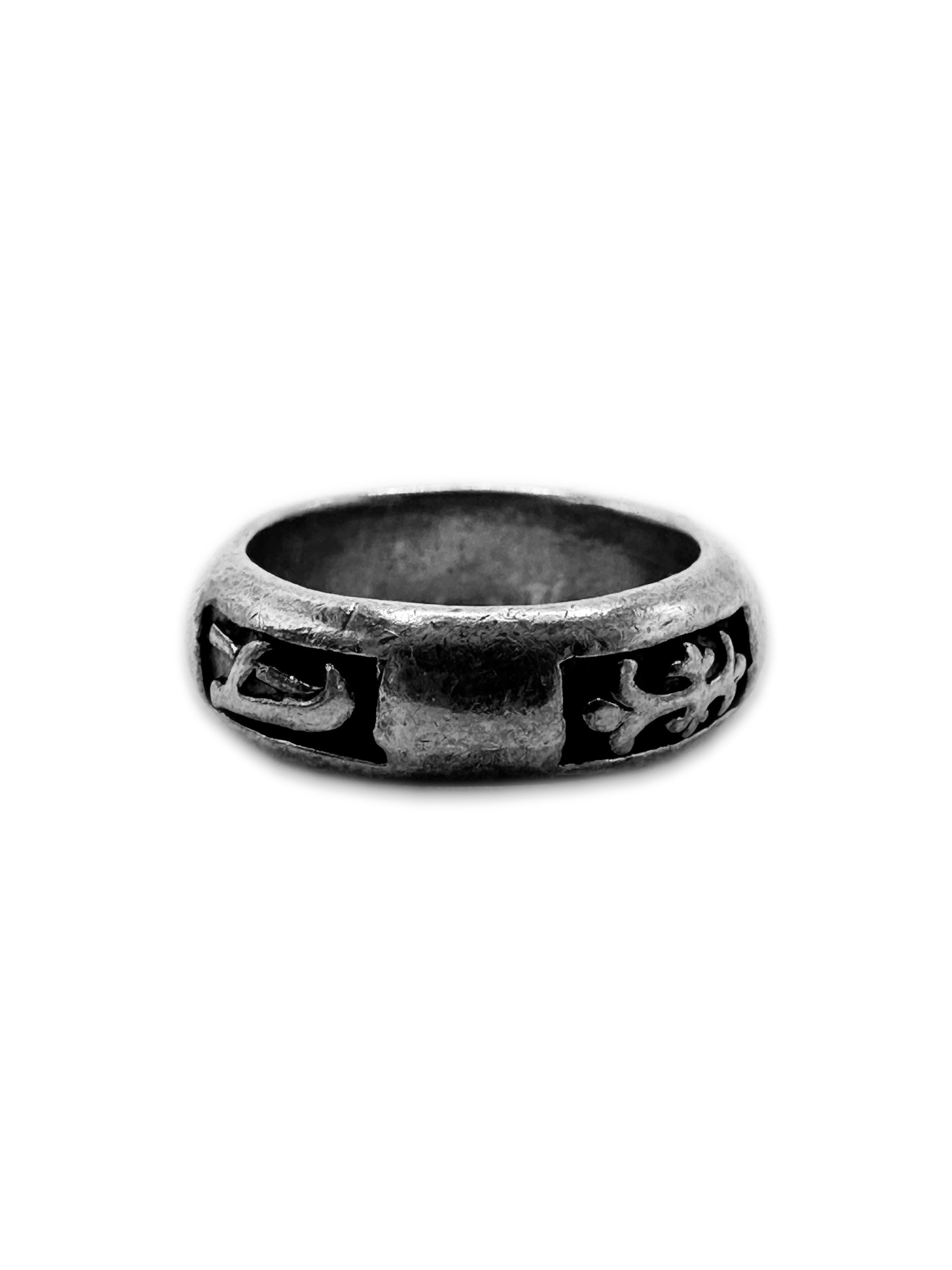 90s A&G .925 Silver Etched Motif Ring