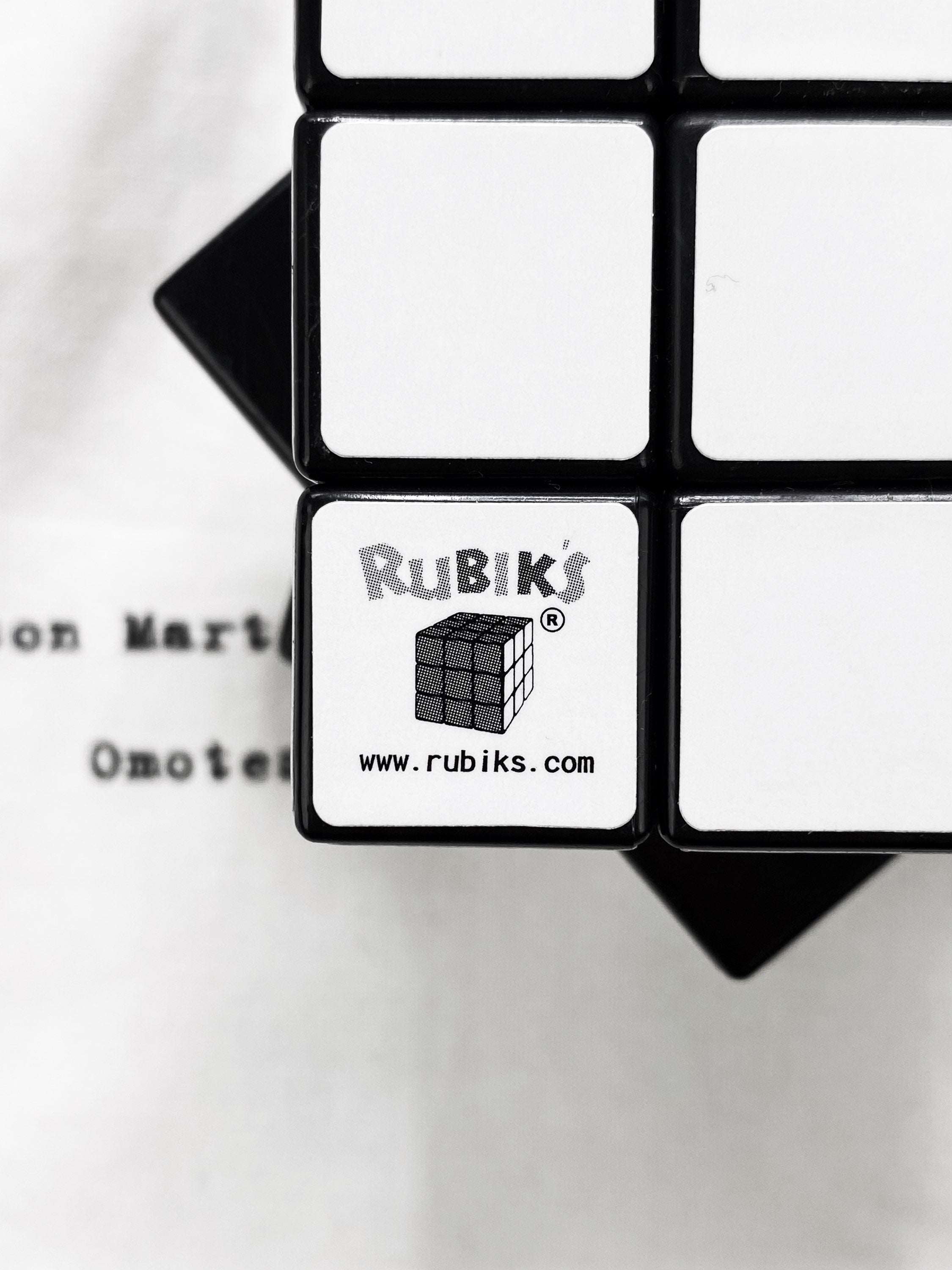AW07 Maison Margiela 1/100 Japan Exclusive White Rubik’s Cube