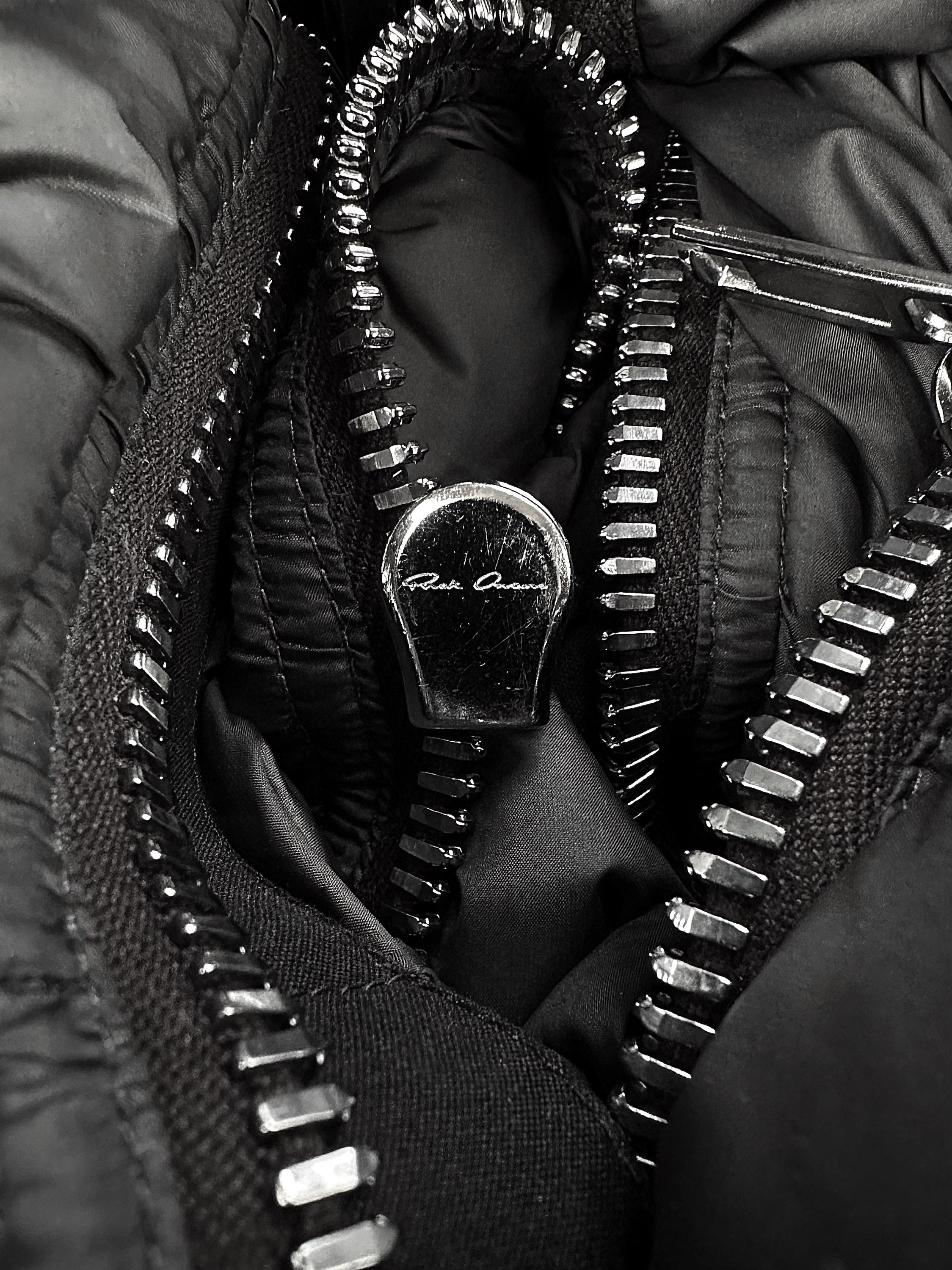 AW20 Rick Owens ‘Performa’ Dark Dust Down Fill Puffer Jacket