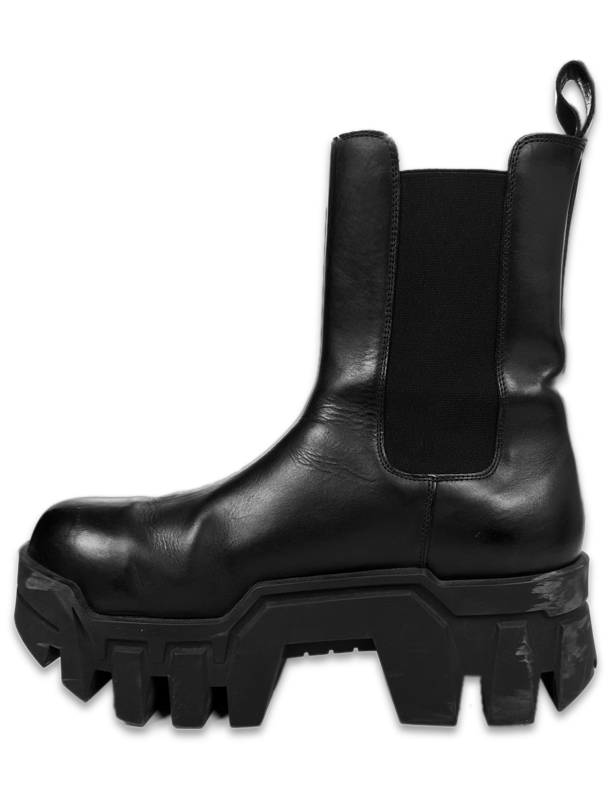 AW22 Balenciaga ‘Bulldozer’ Chelsea Leather Platform Boots