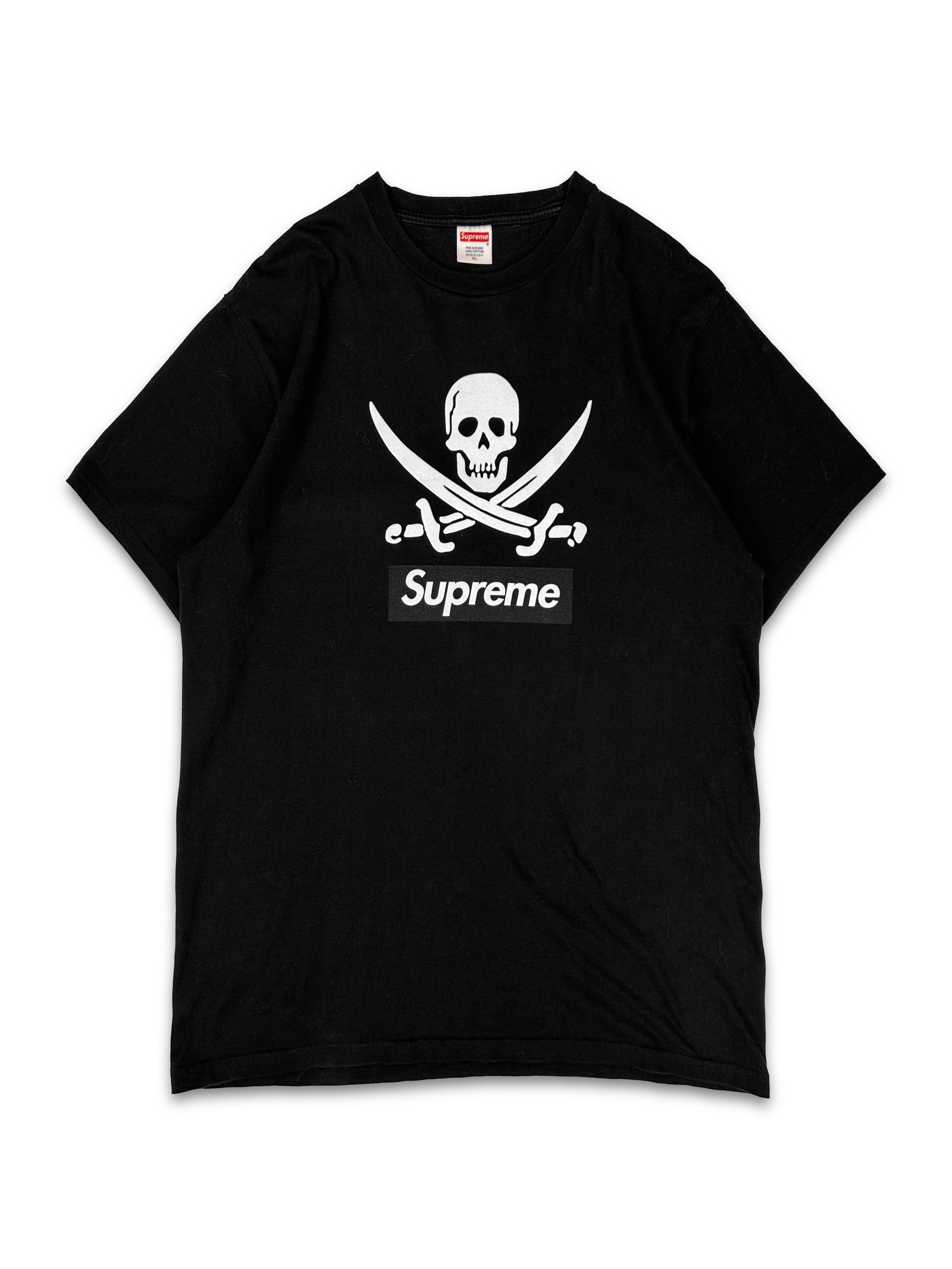 2006 Supreme x Neigborhood ‘Skull & Crossbones’ Box Logo T-Shirt